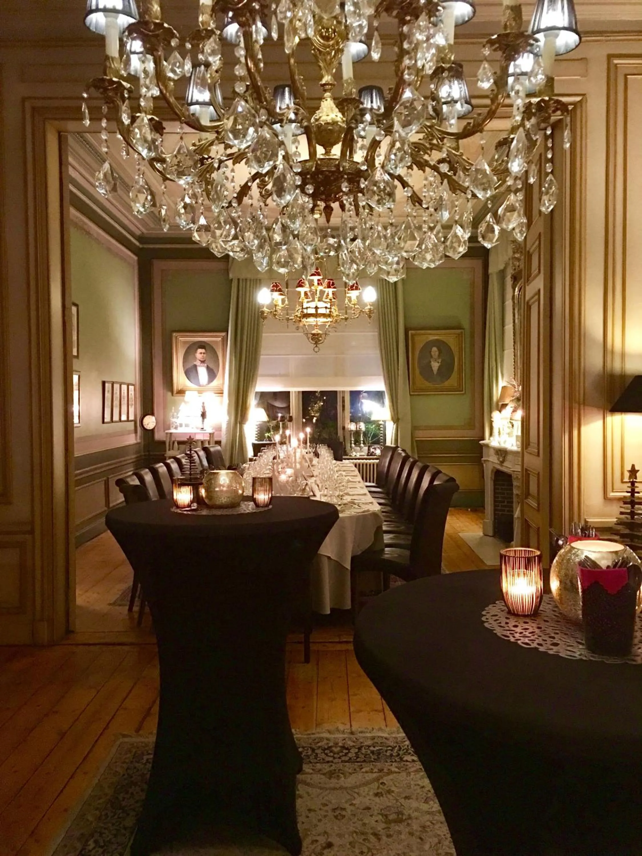 Restaurant/places to eat in Charmehotel Manoir Ogygia