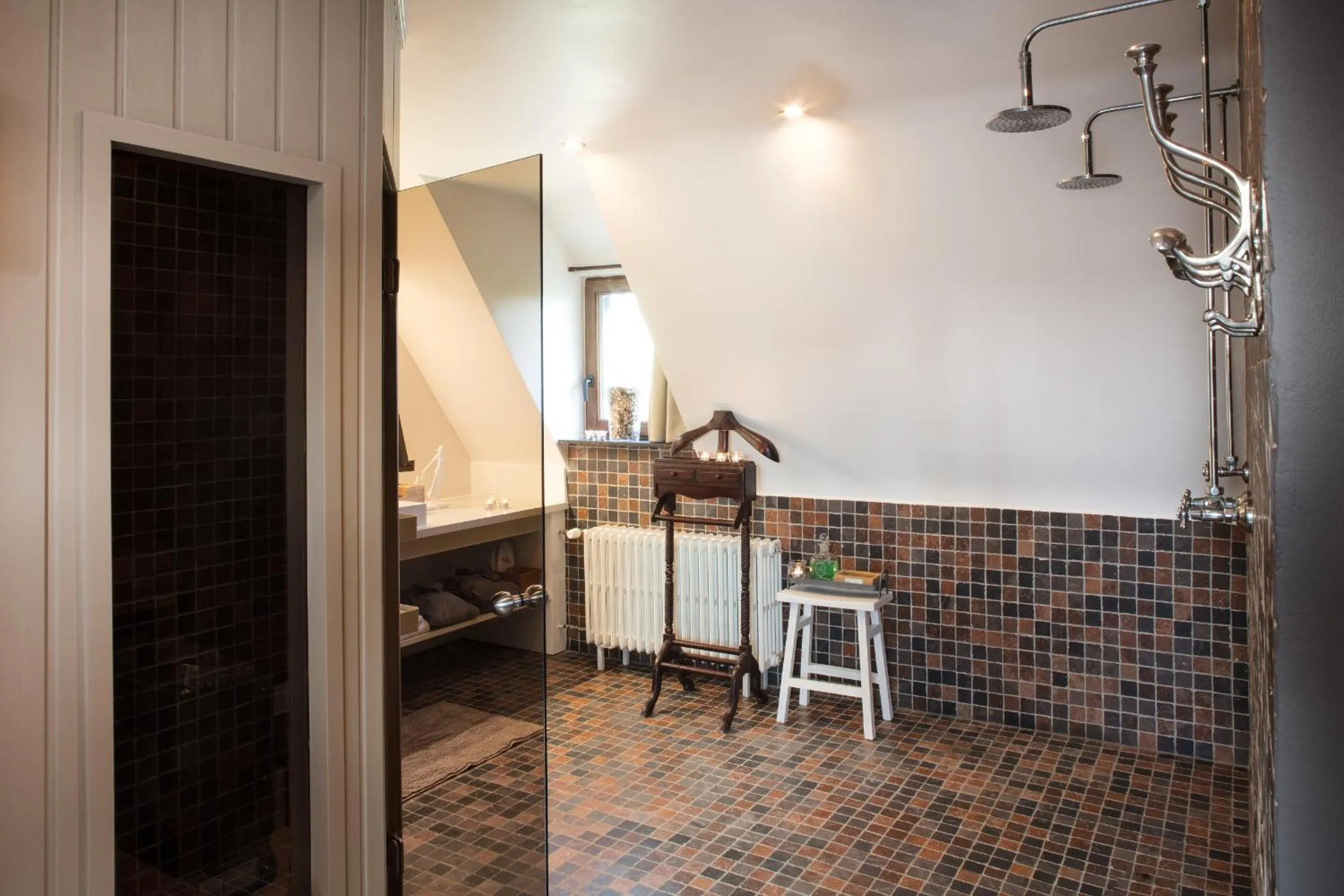 Bathroom in Charmehotel Manoir Ogygia