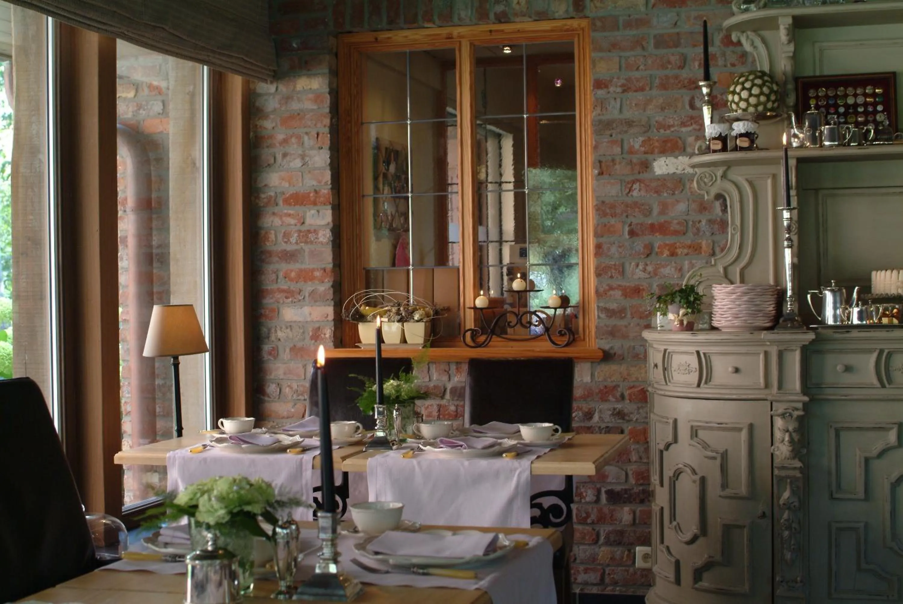 Restaurant/places to eat in Charmehotel Manoir Ogygia