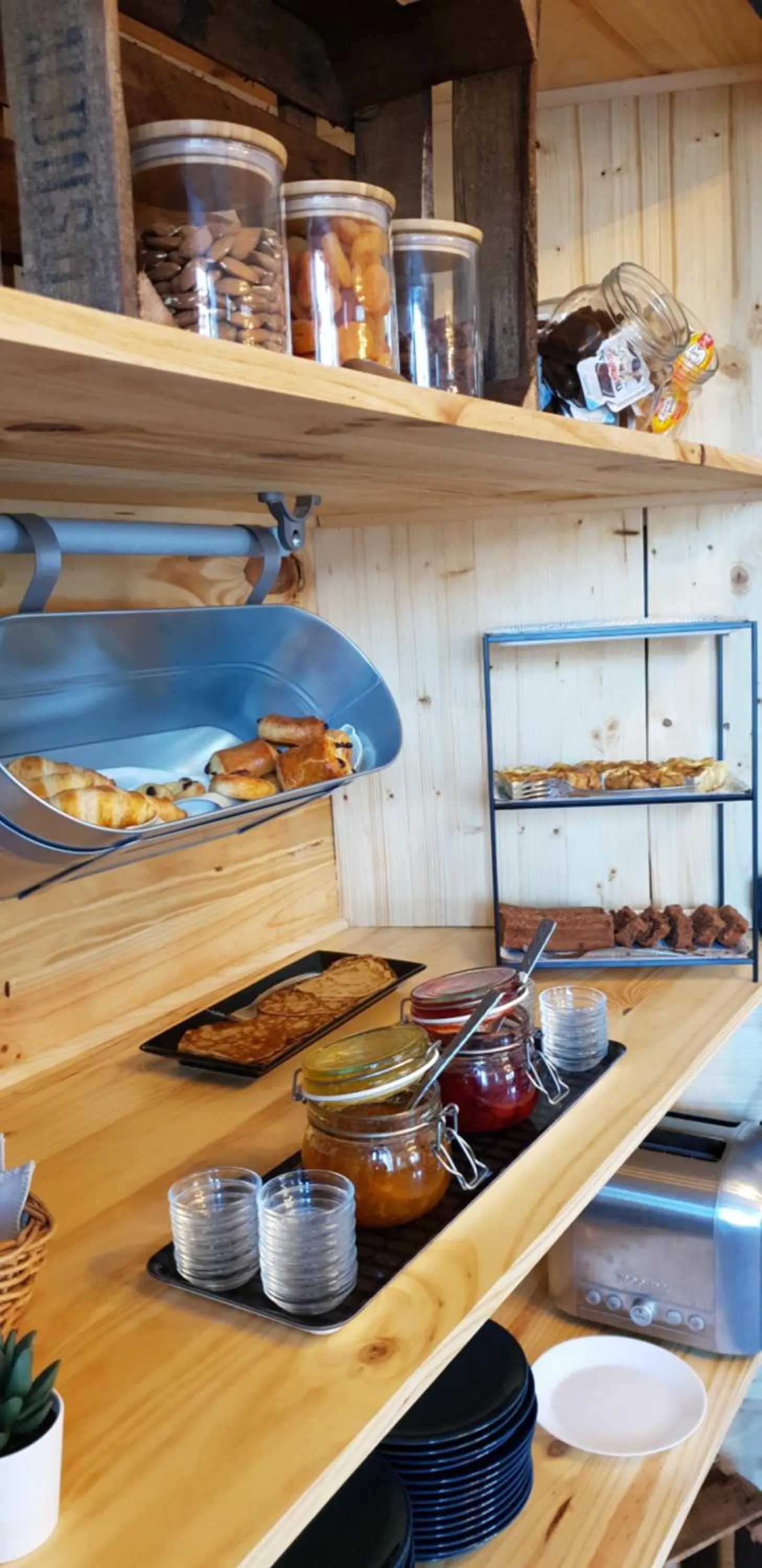 Breakfast in Hôtel La Baïne