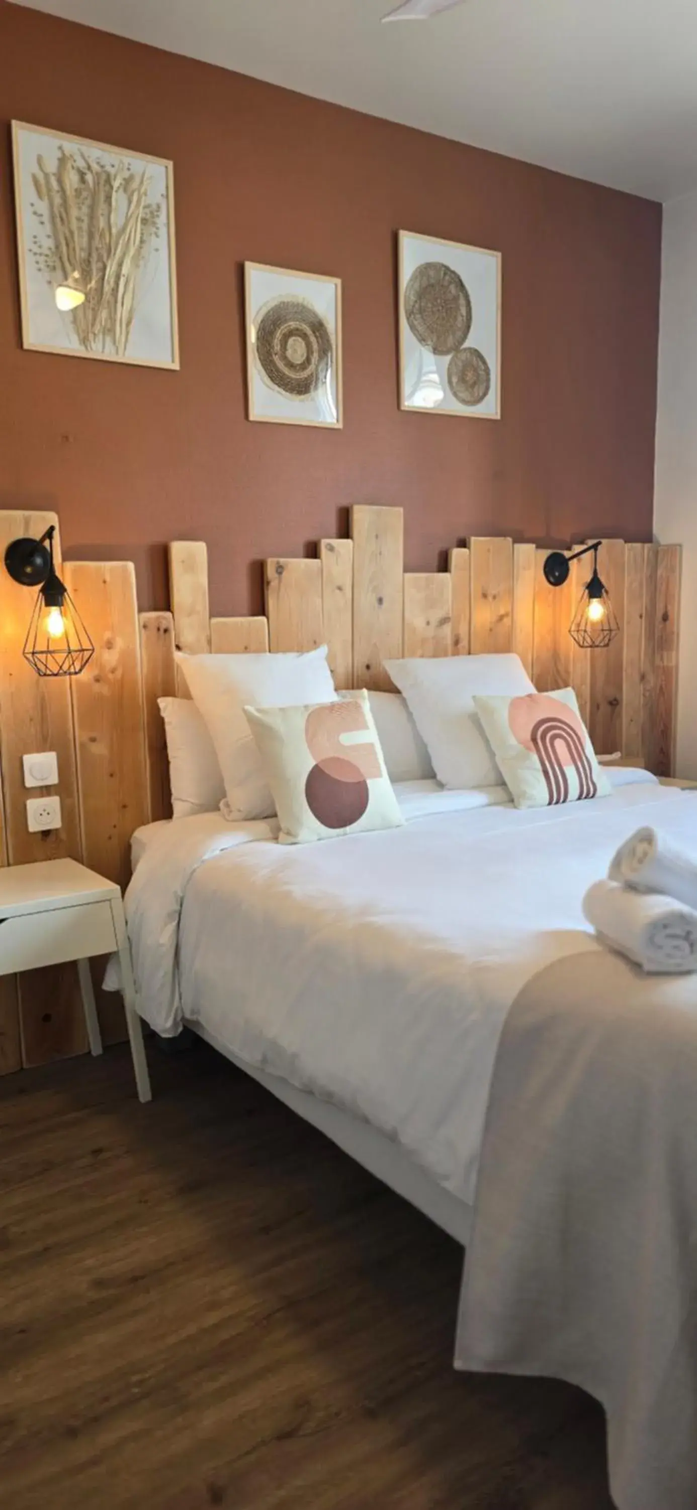 Double Room in Hôtel La Baïne Double Room in Hôtel La Baïne