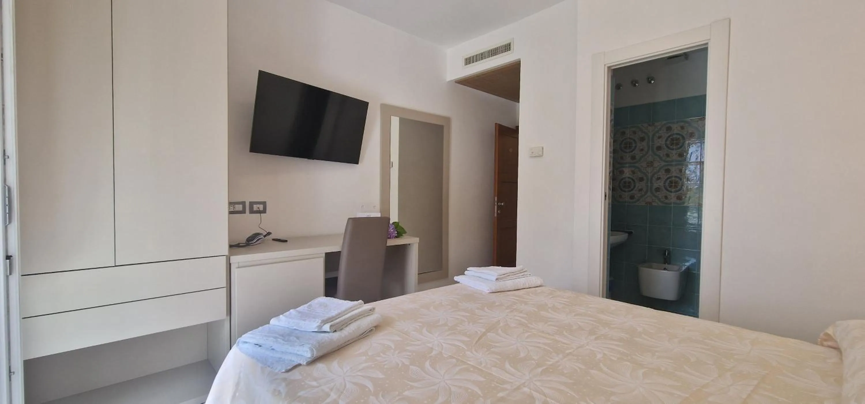 Bedroom in Hotel Da Maria