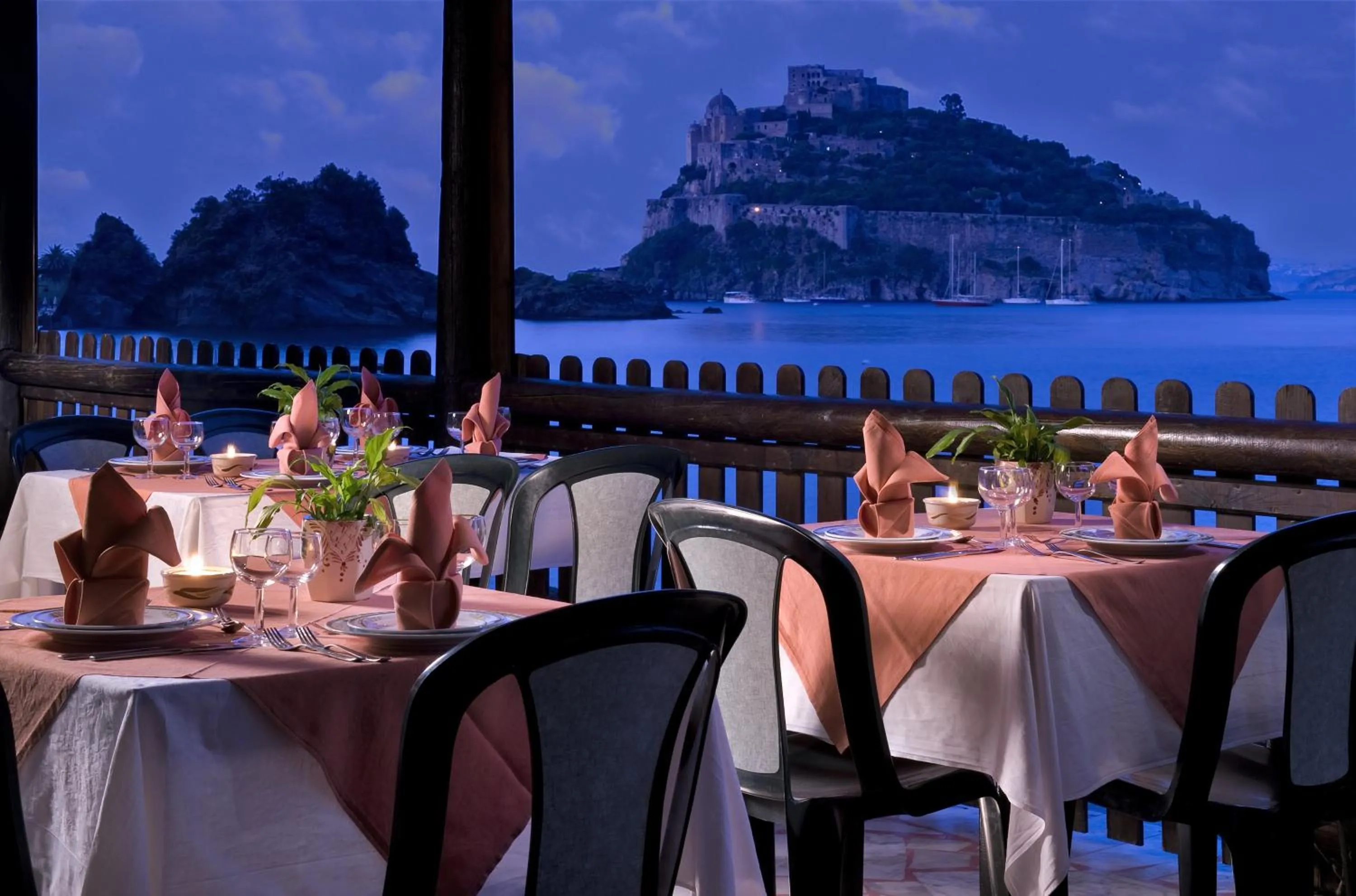 Restaurant/places to eat in Hotel Da Maria