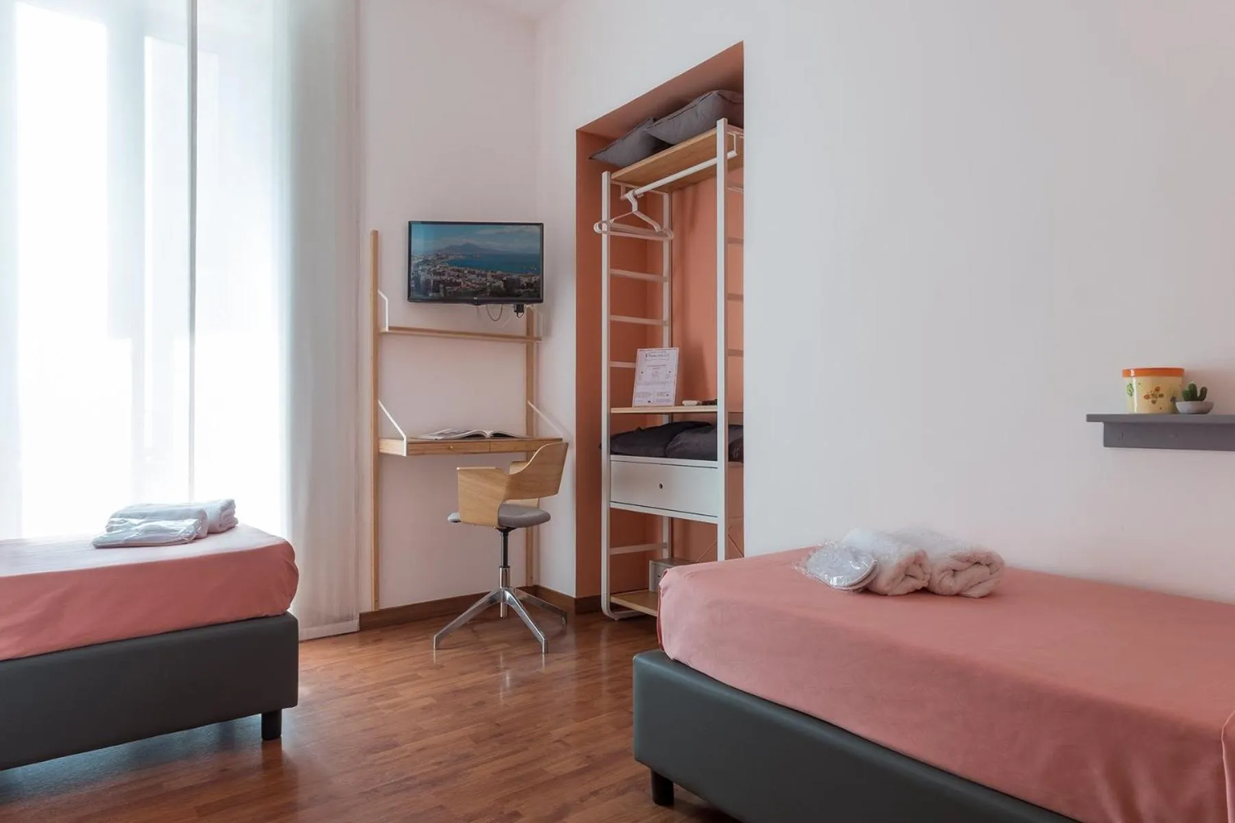 Bed in B&B Monserrato