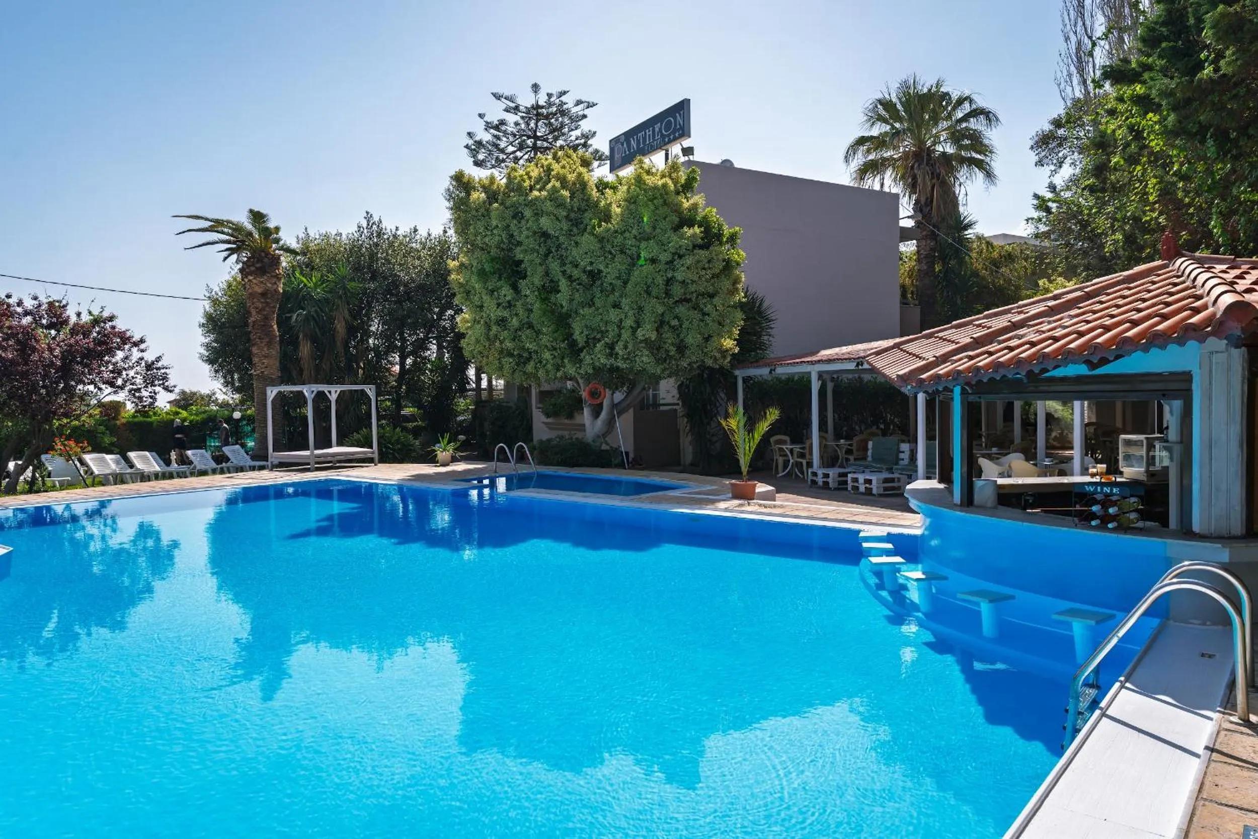 Pool view in Pantheon Hotel