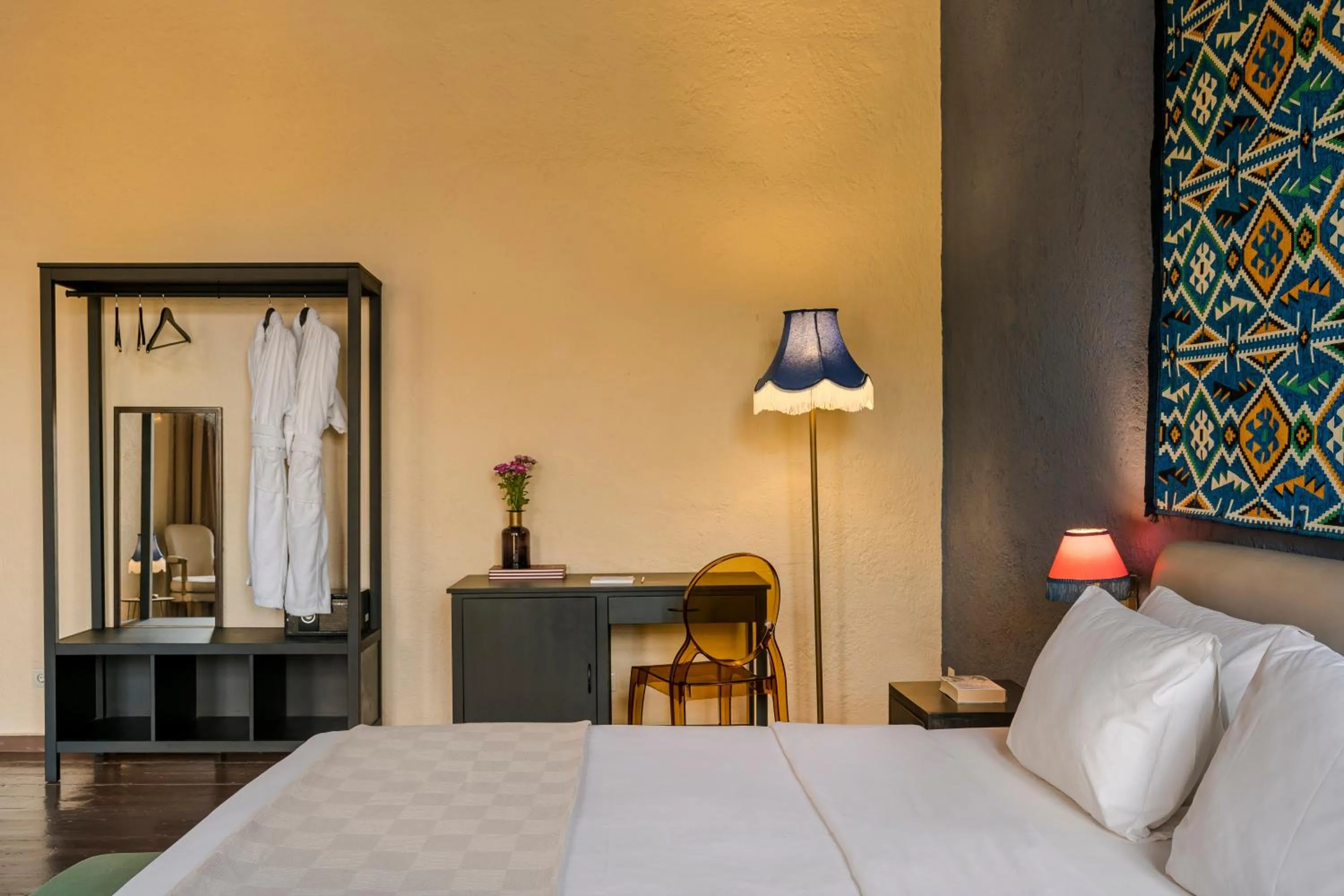 Bed in Alcanea Boutique Hotel