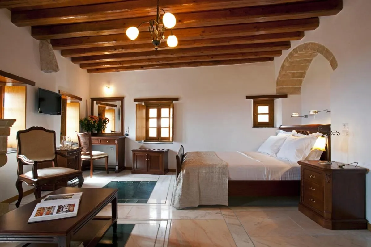 Bed in Likinia Hotel