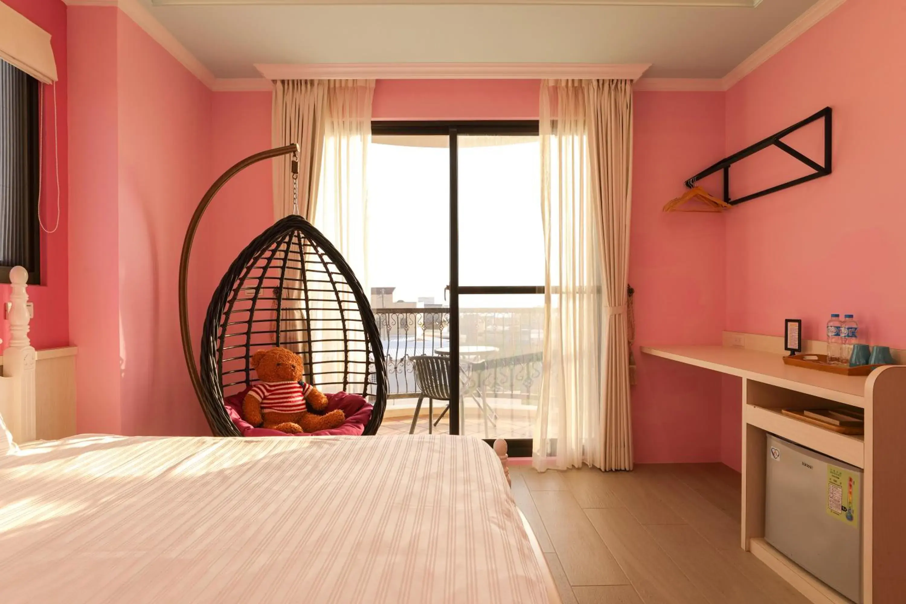 Double Room with Balcony and Sea View in Shi Guang Sea View Double Room with Balcony and Sea View in Shi Guang Sea View