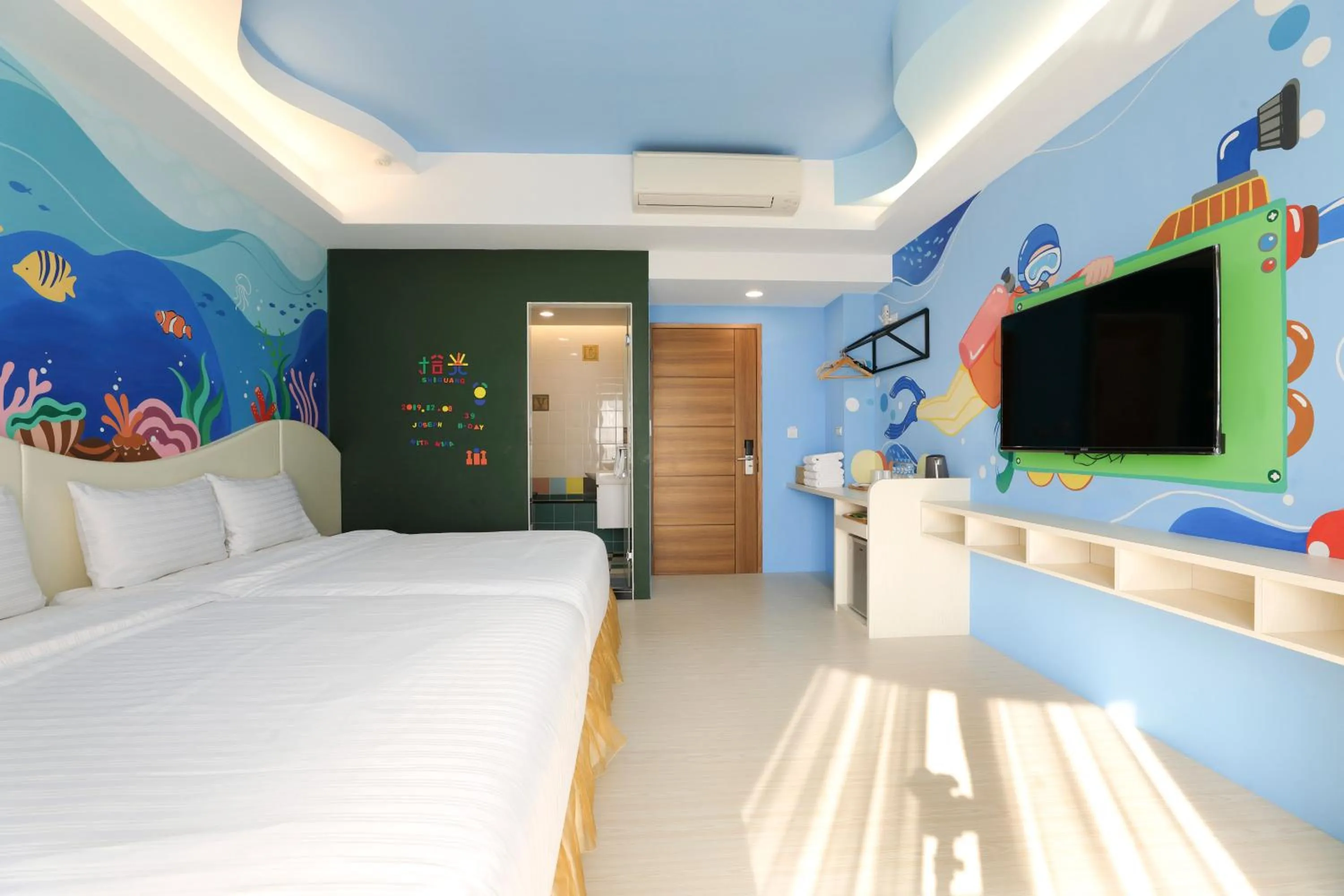 Quadruple Room with Sea View in Shi Guang Sea View