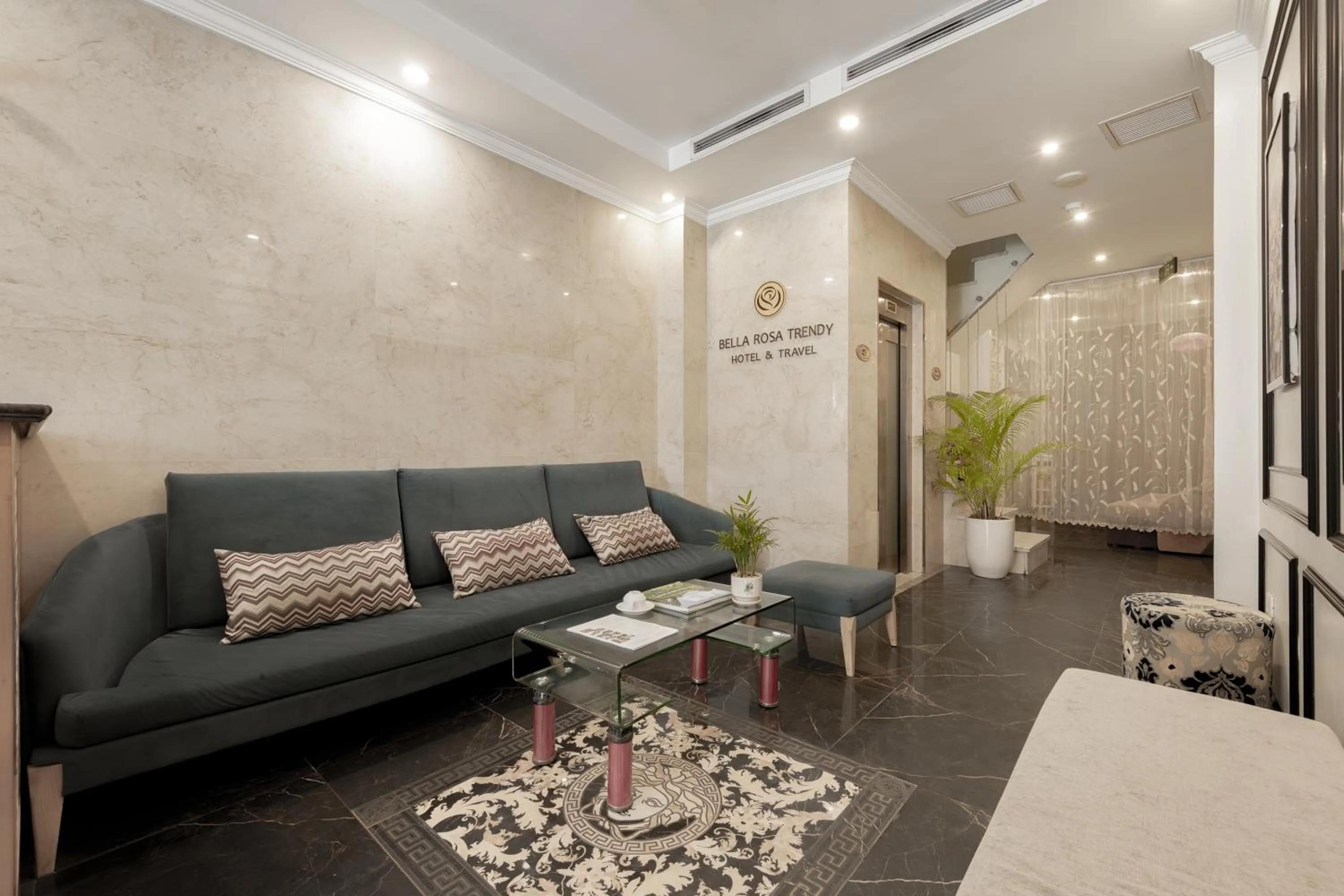 Seating area in Bella Rosa Trendy Hotel & Spa