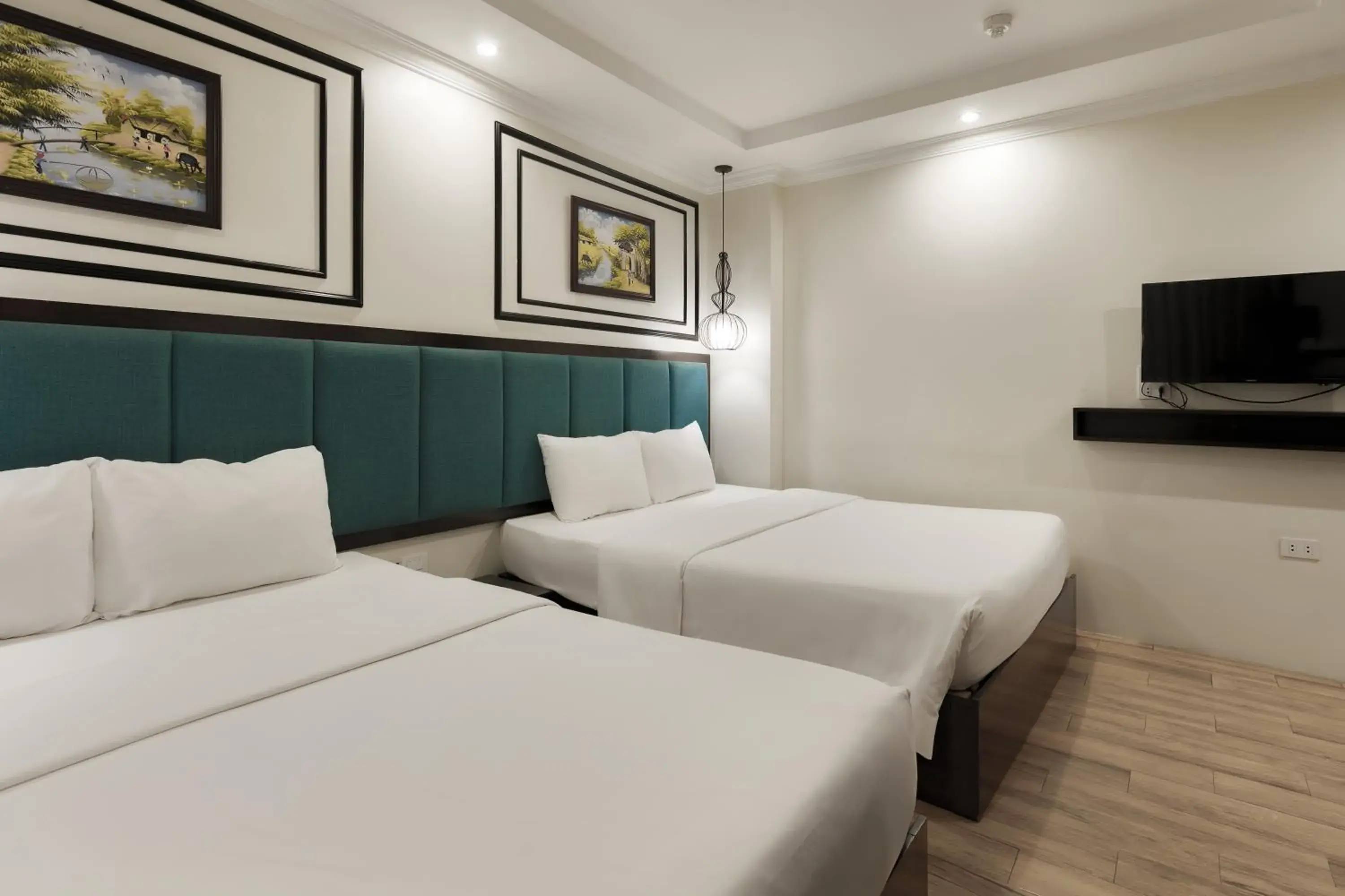 Communal lounge/ TV room, Bed in Bella Rosa Trendy Hotel & Spa Communal lounge/ TV room, Bed in Bella Rosa Trendy Hotel & Spa