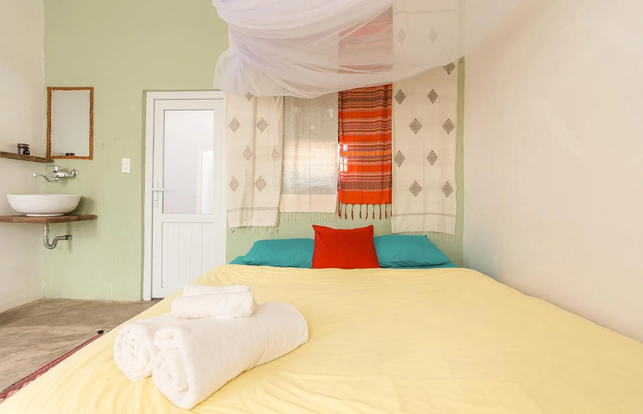 Bed in The Kadupul Homecation