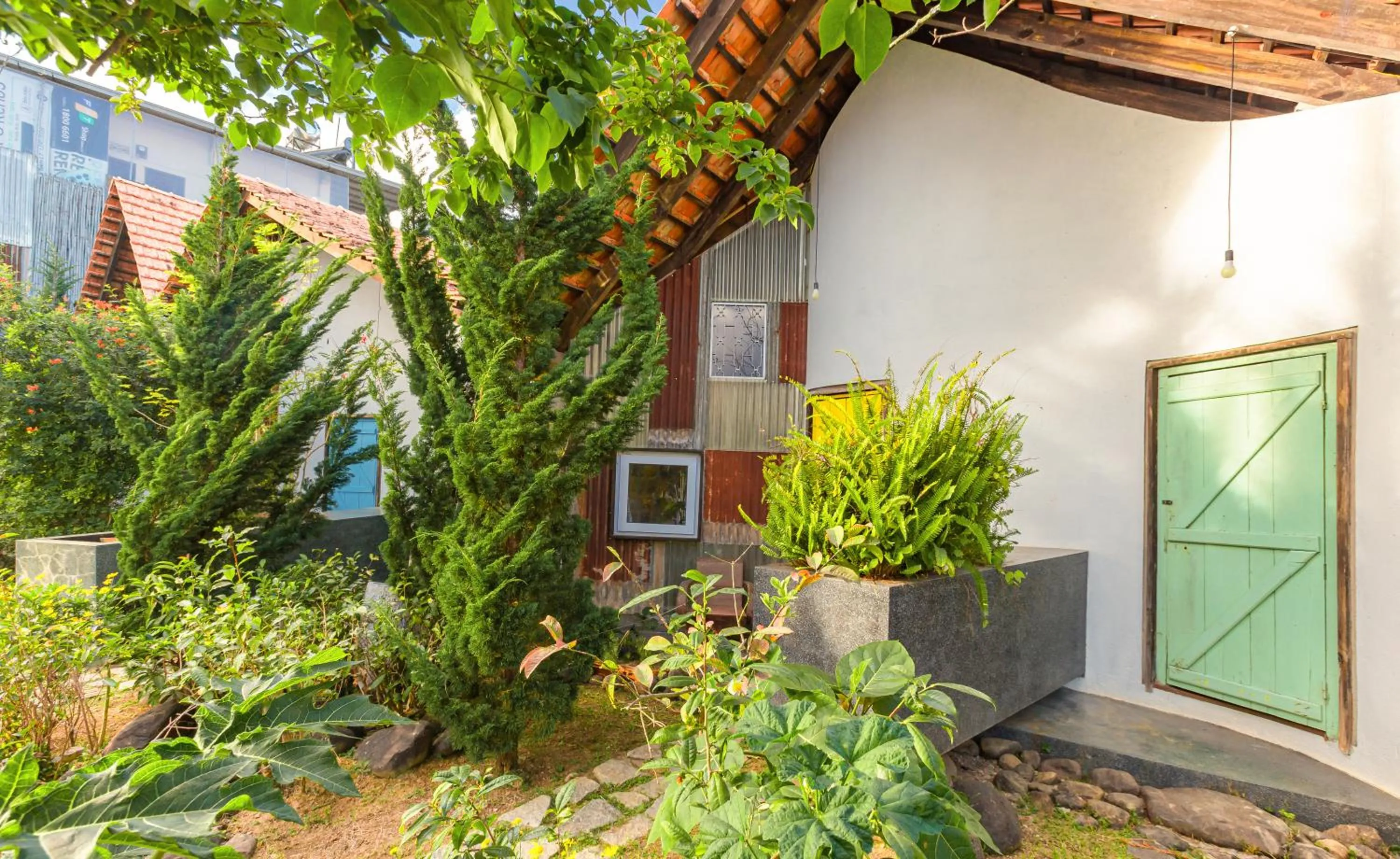 Garden in The Kadupul Homecation