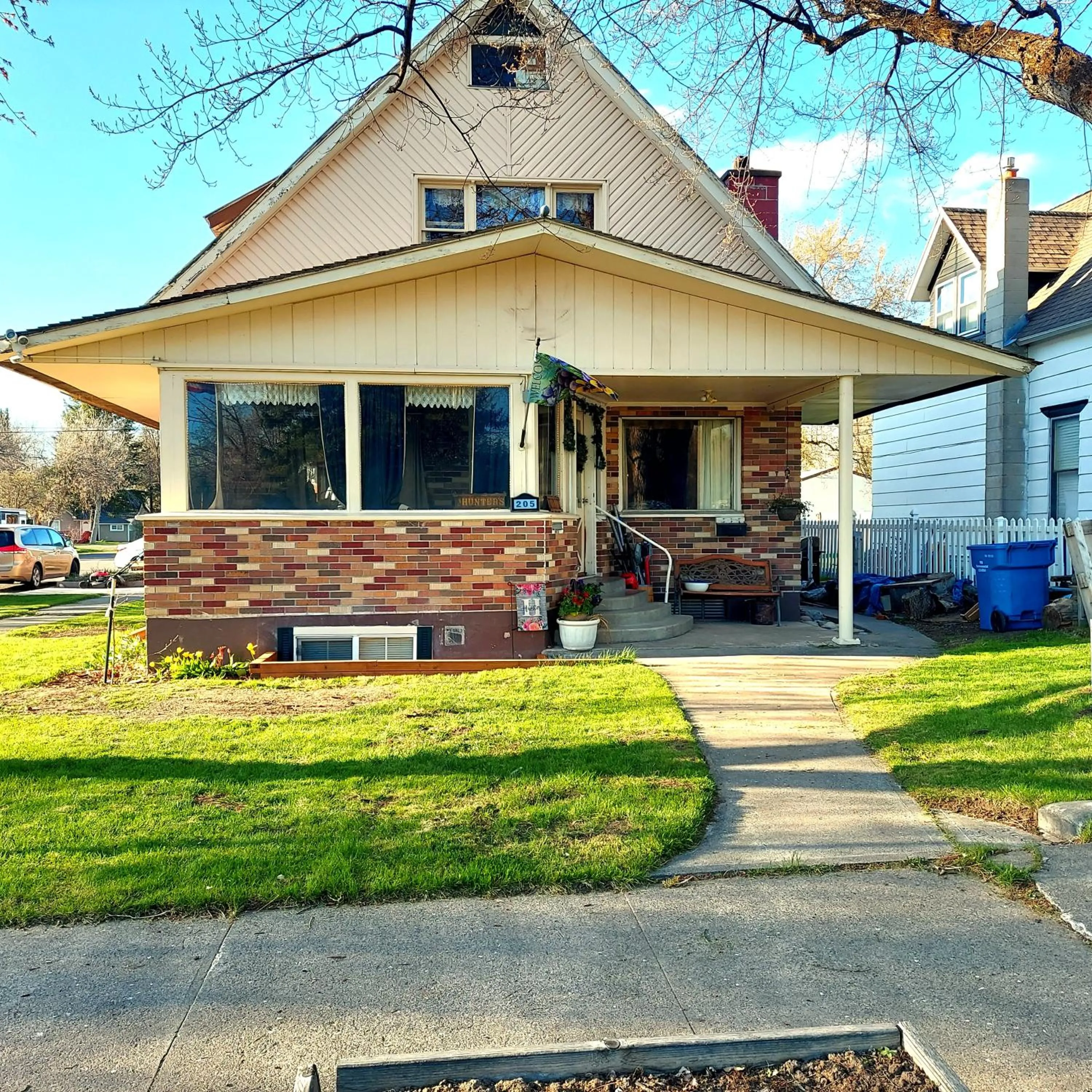 Property building in Three Bears Inn