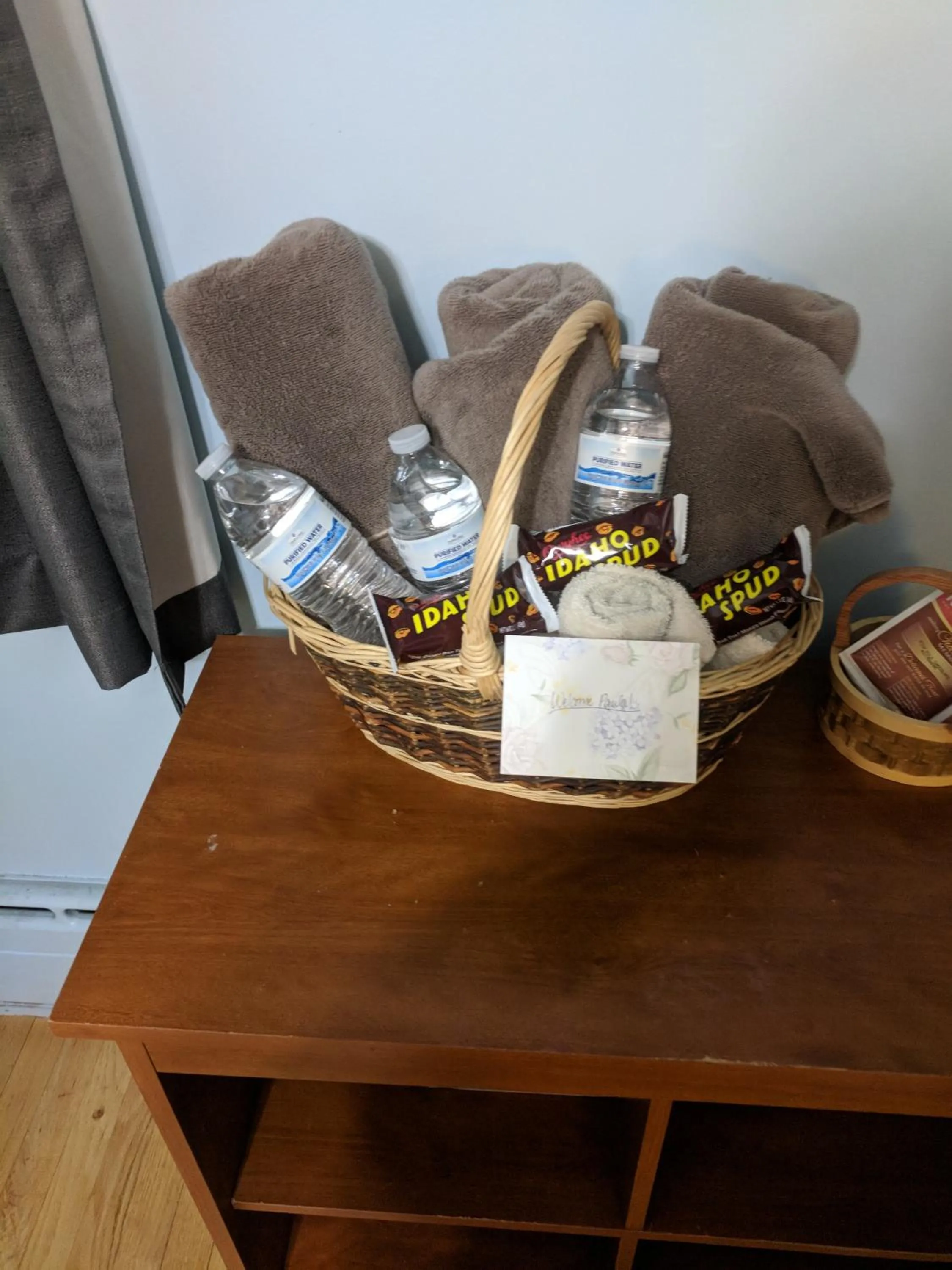 Food and drinks in Three Bears Inn