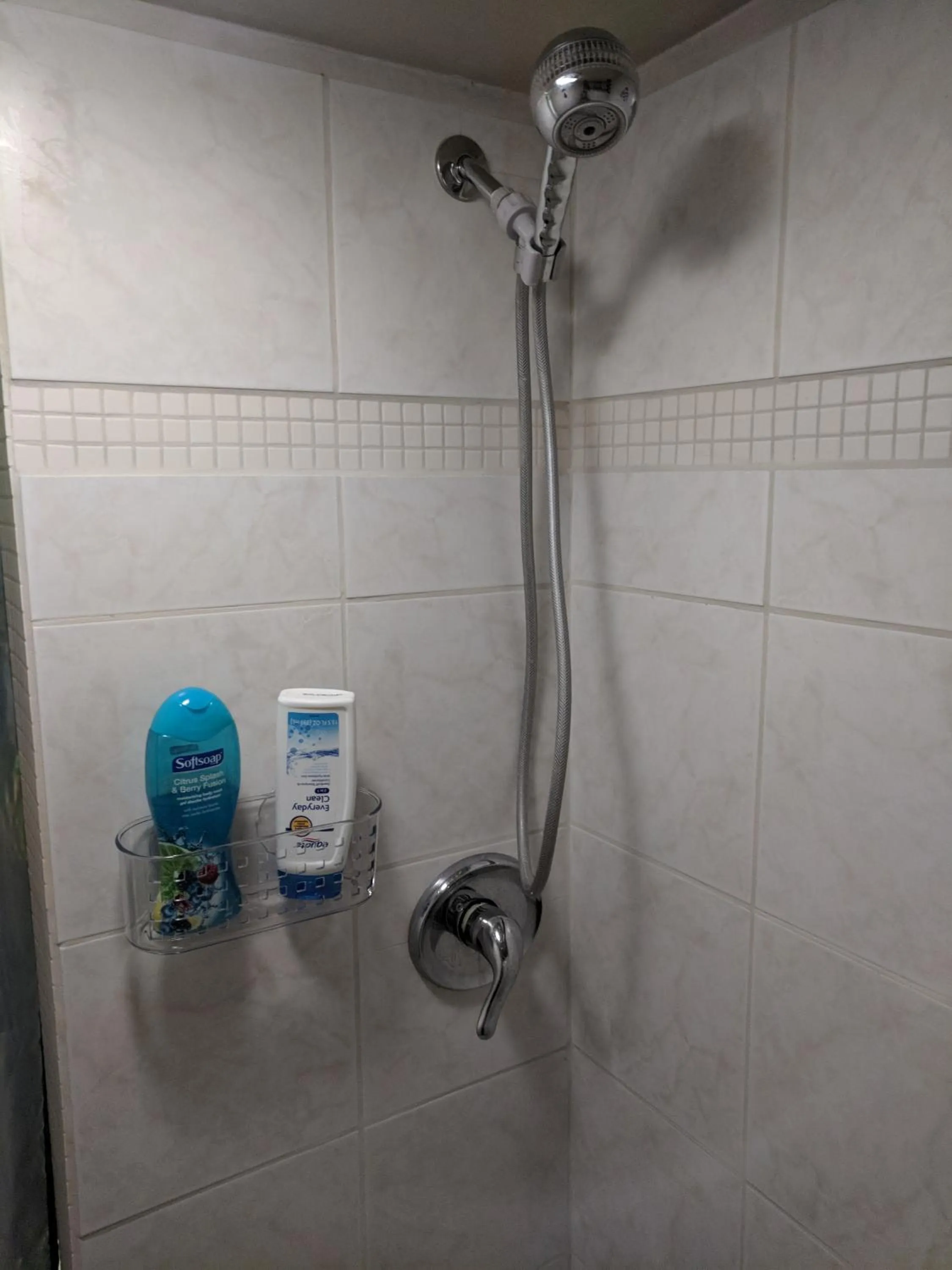 Shower in Three Bears Inn