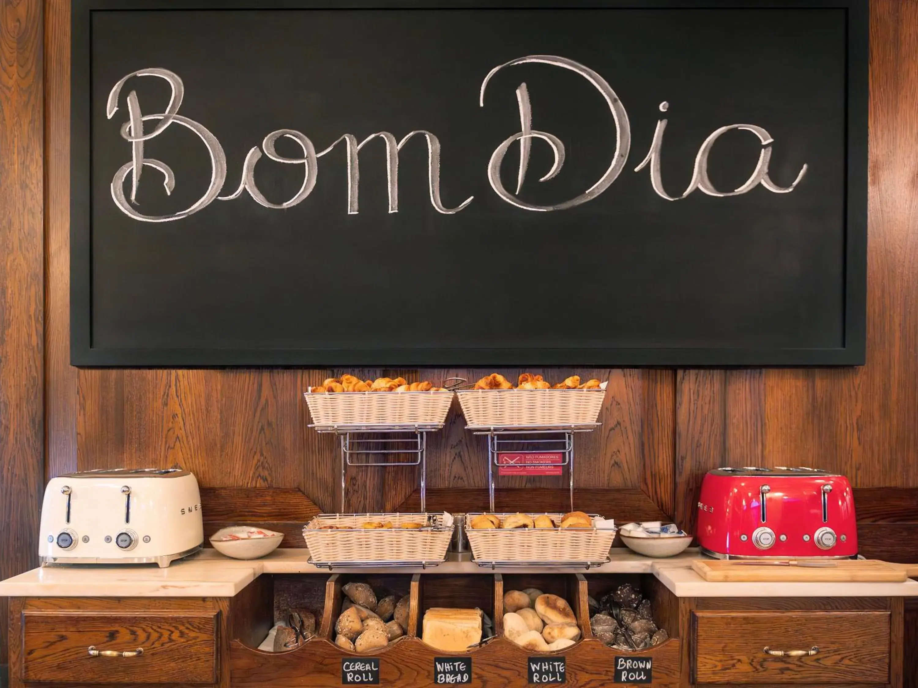 Restaurant/places to eat in Browns Downtown Hotel Restaurant/places to eat in Browns Downtown Hotel