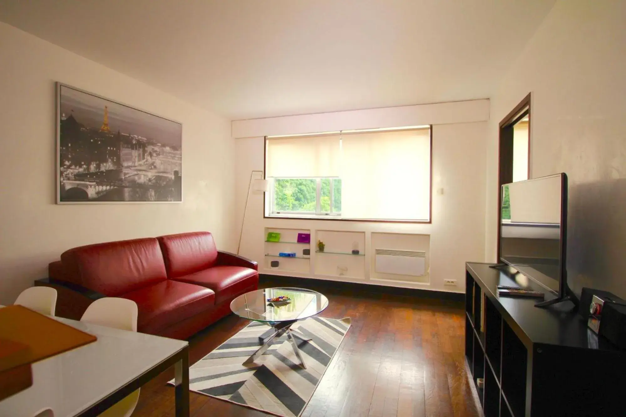 Living room in Short Stay Paris Apartments Living room in Short Stay Paris Apartments