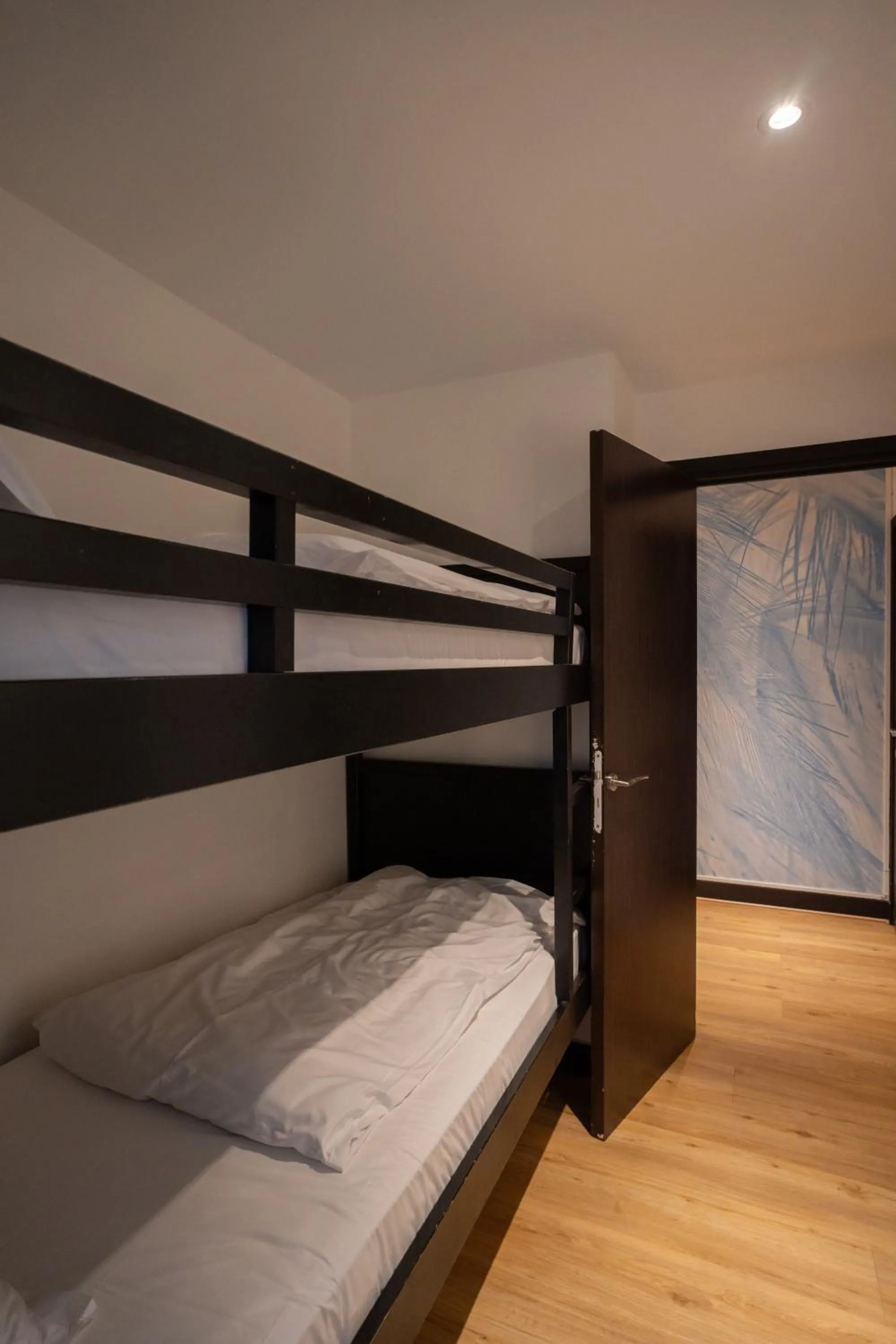 Bed in Short Stay Paris Apartments