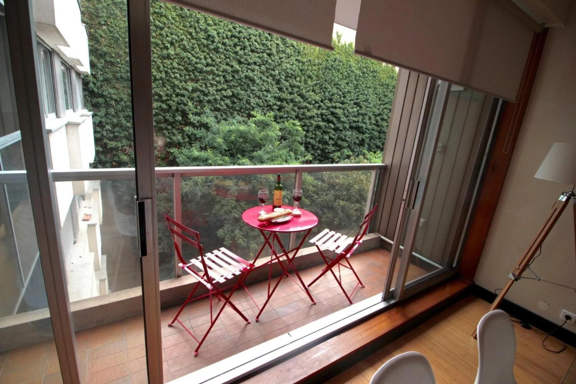 Balcony/Terrace in Short Stay Paris Apartments