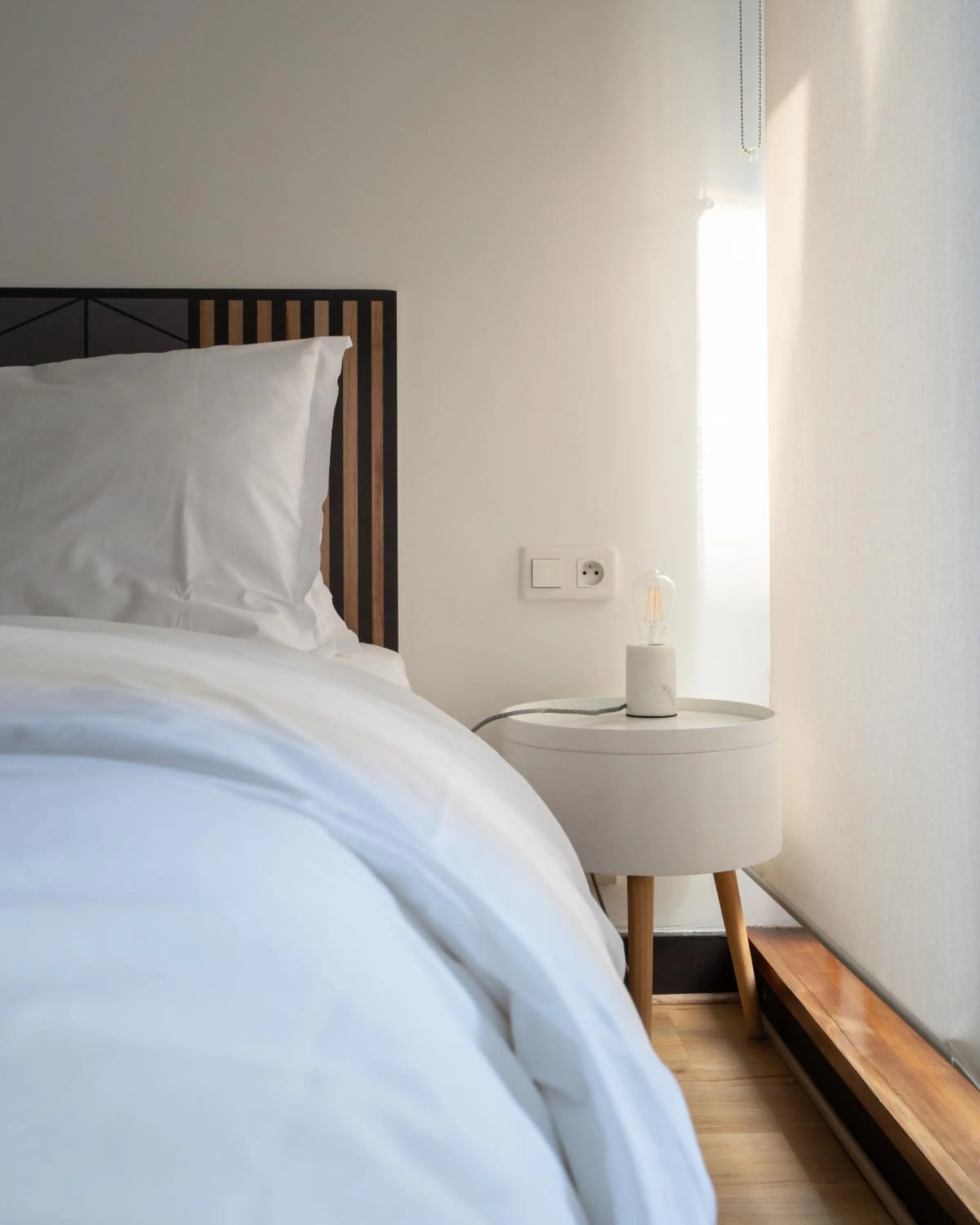 Bed in Short Stay Paris Apartments
