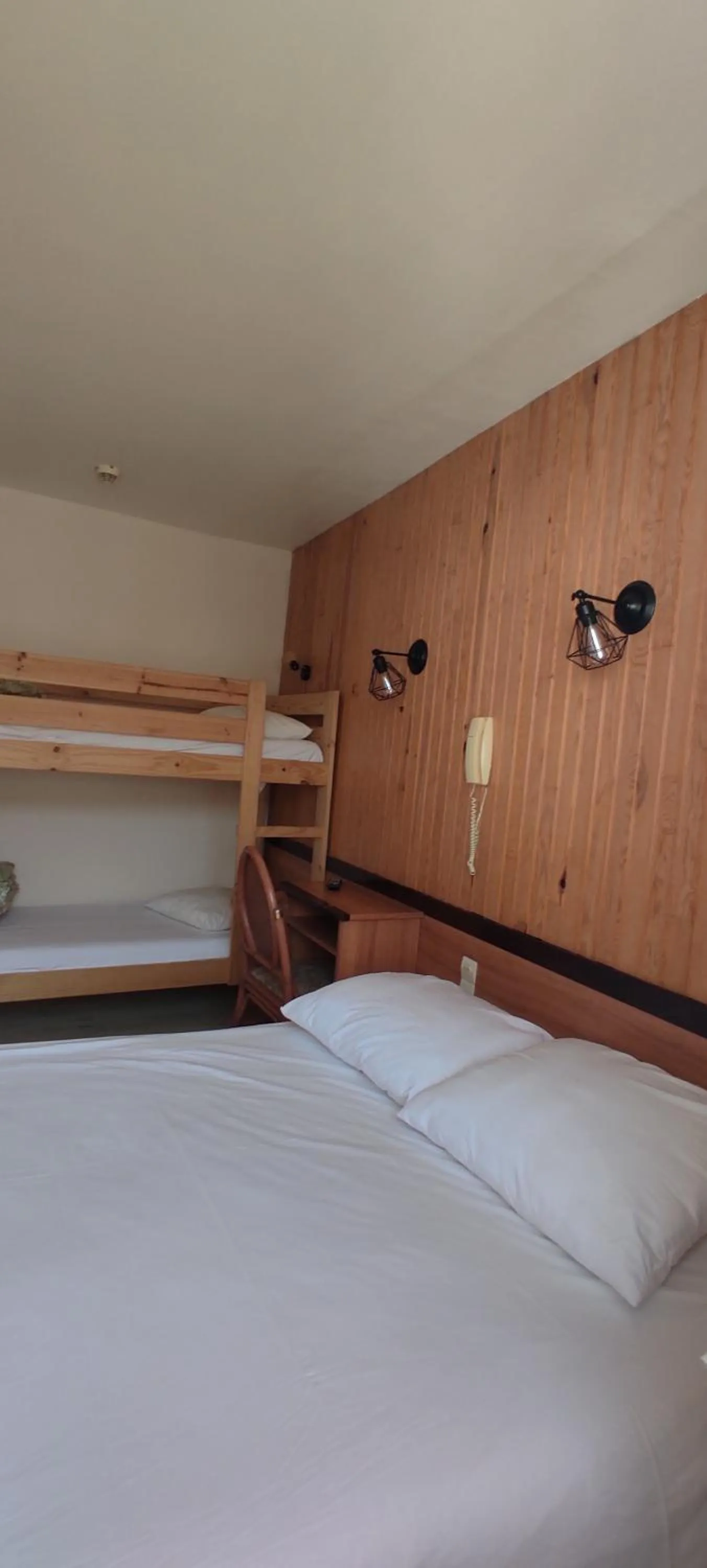 Photo of the whole room in Hotel Luxembourg