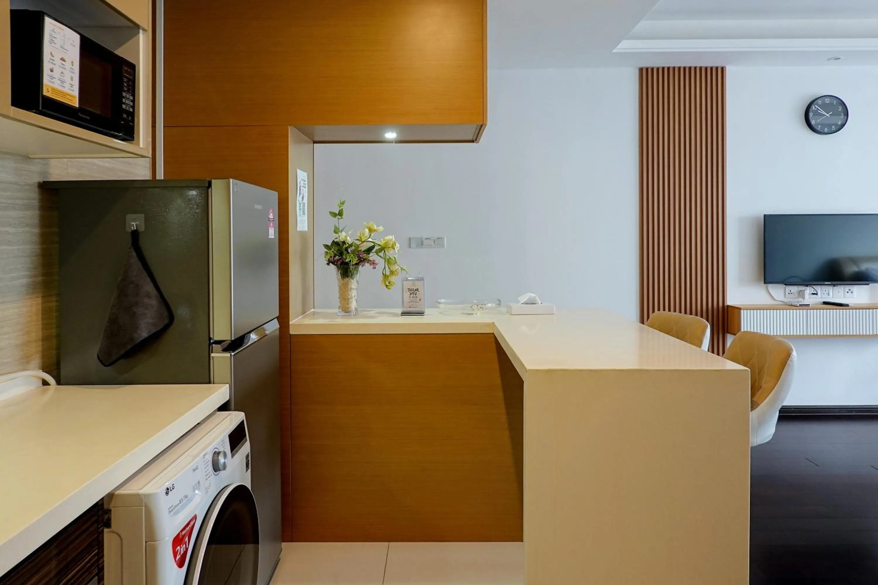 Dining area in R&F Princess Cove JB By SaffronCasa JB