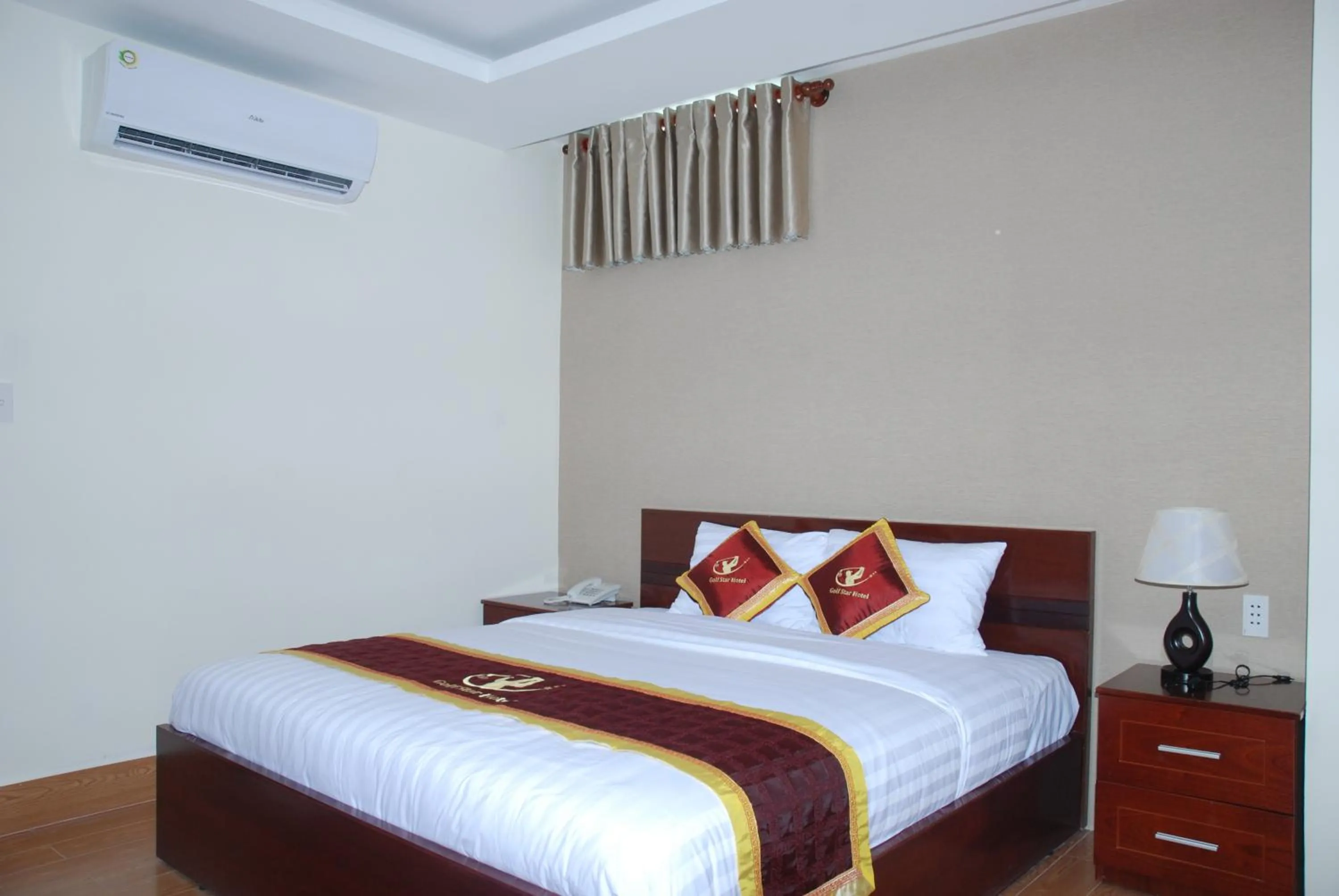 Bed in Golf Star Hotel