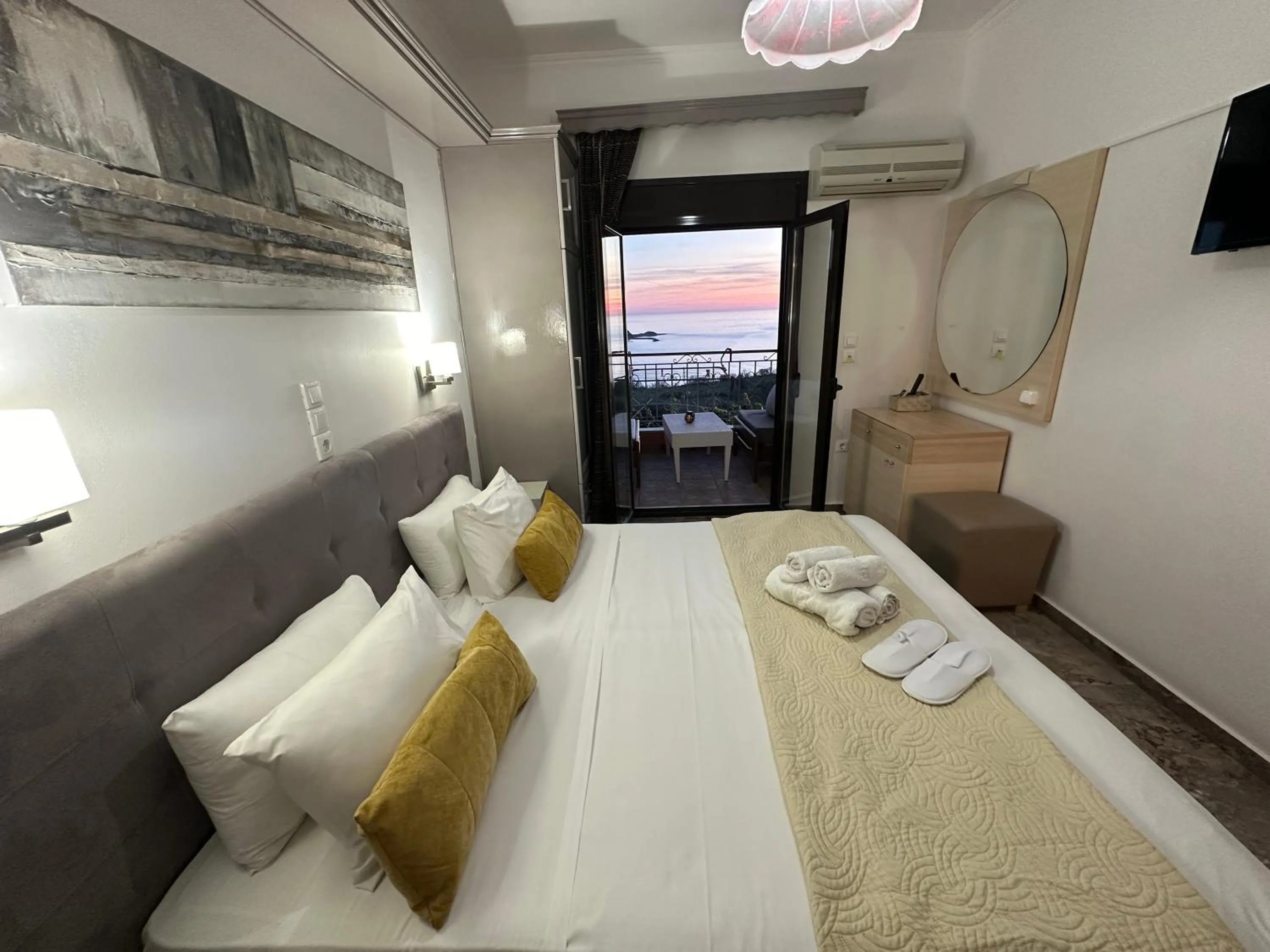 Bedroom, Bed in Nikos Apartments Corfu