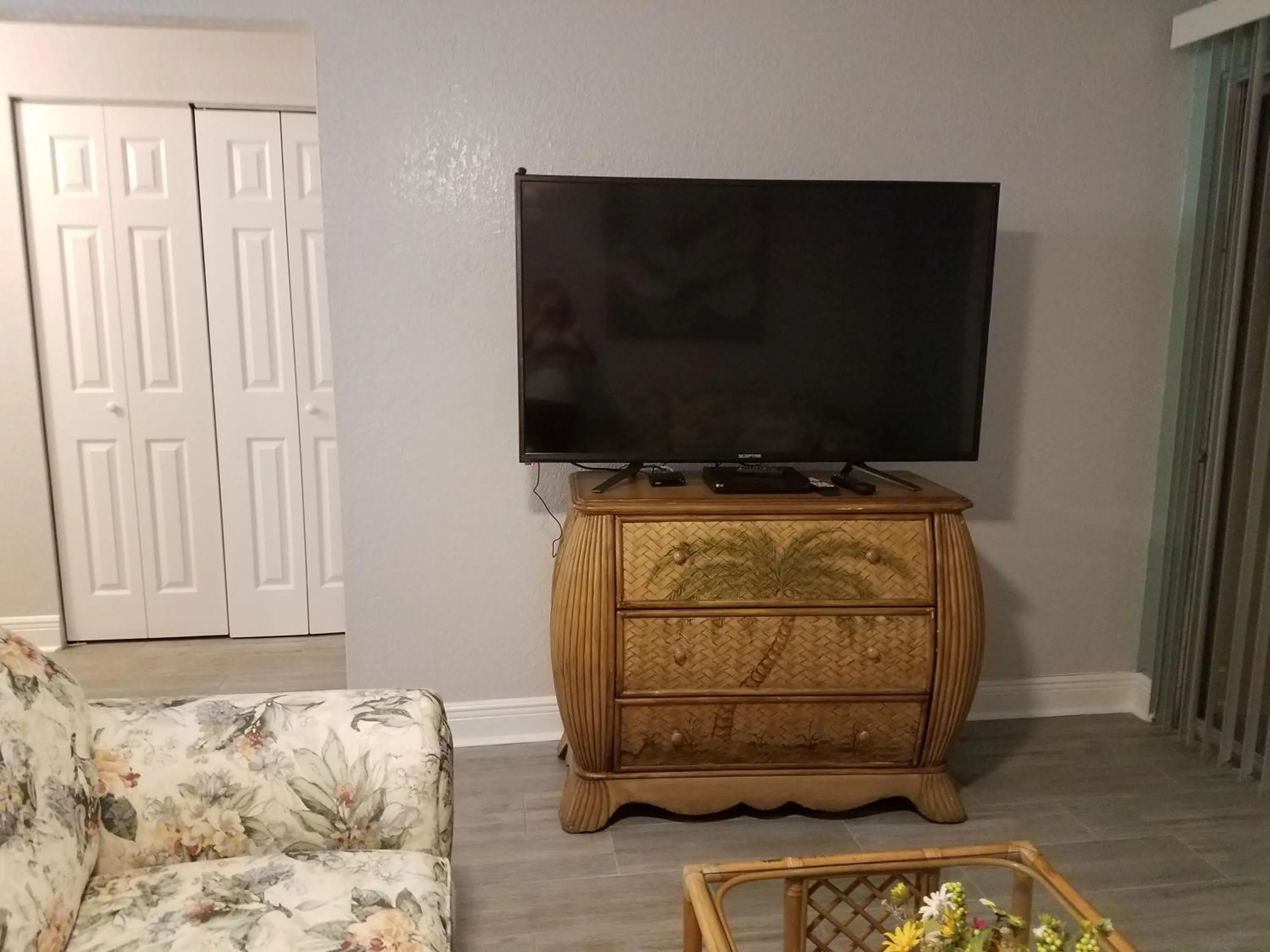 2BR/1BA Sienna Park Apartment