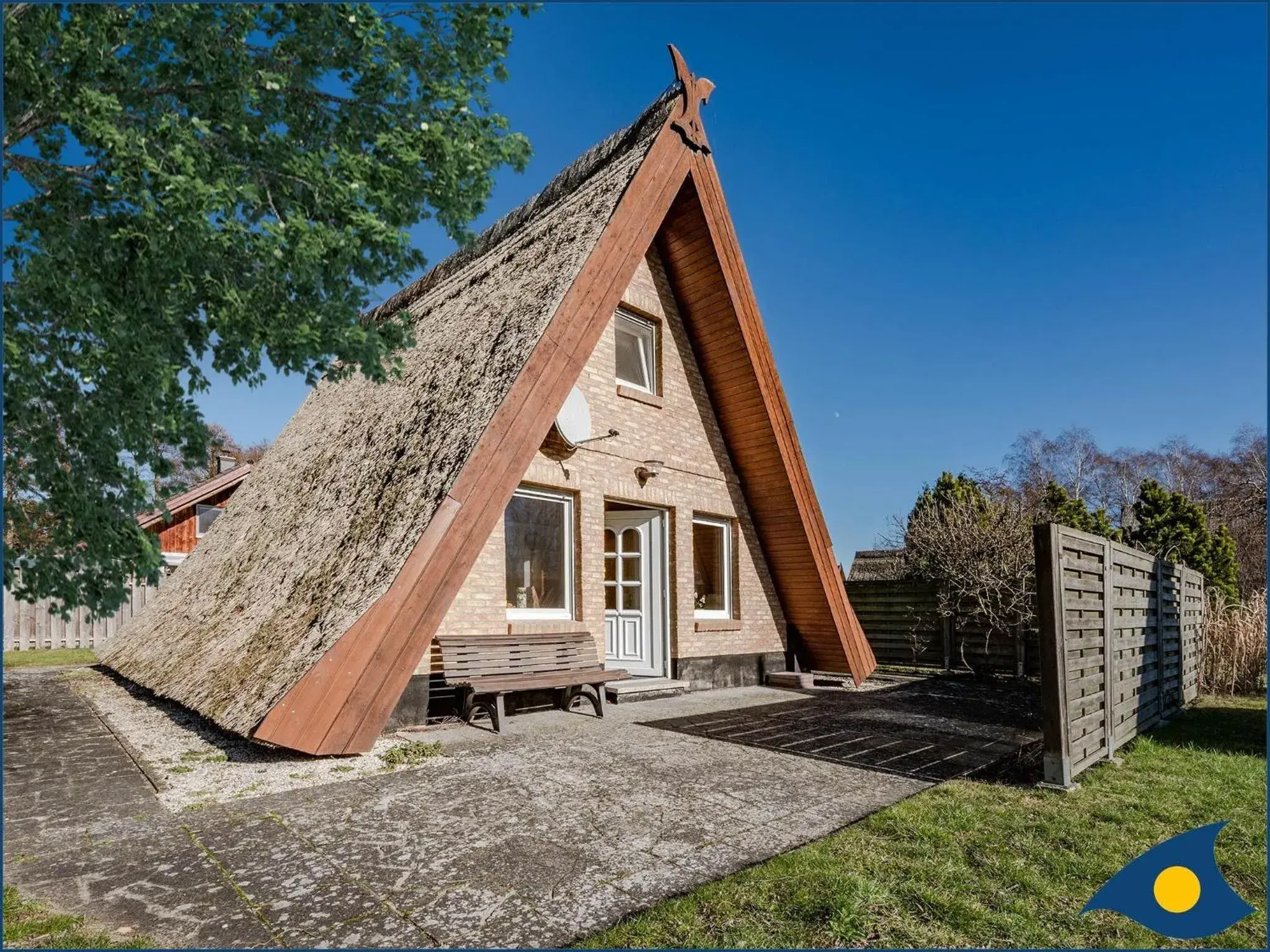 Reetdachhütte im Birkenhain Reetdachhütte im Birkenhain