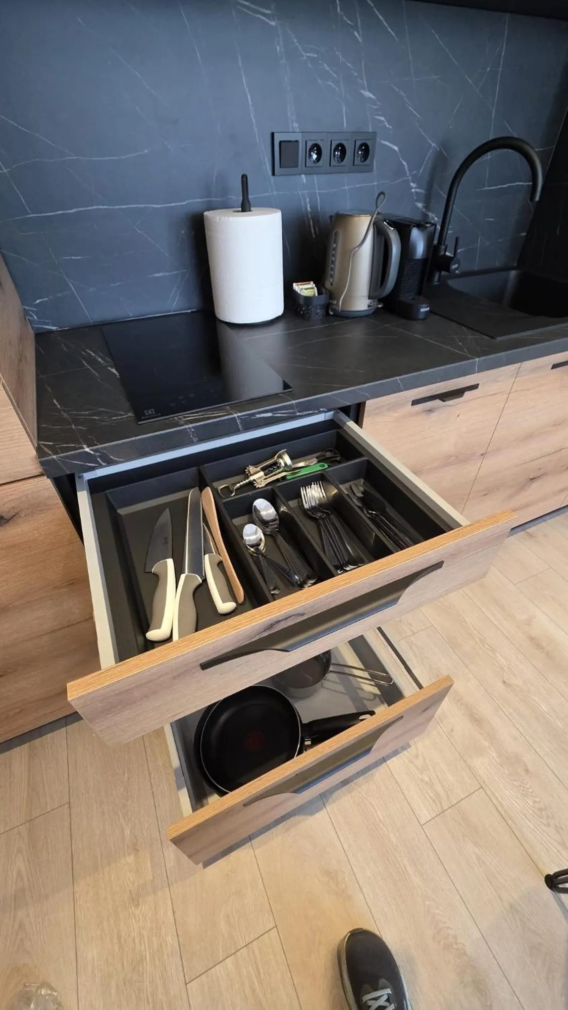 No 28 Rooms & Apartments