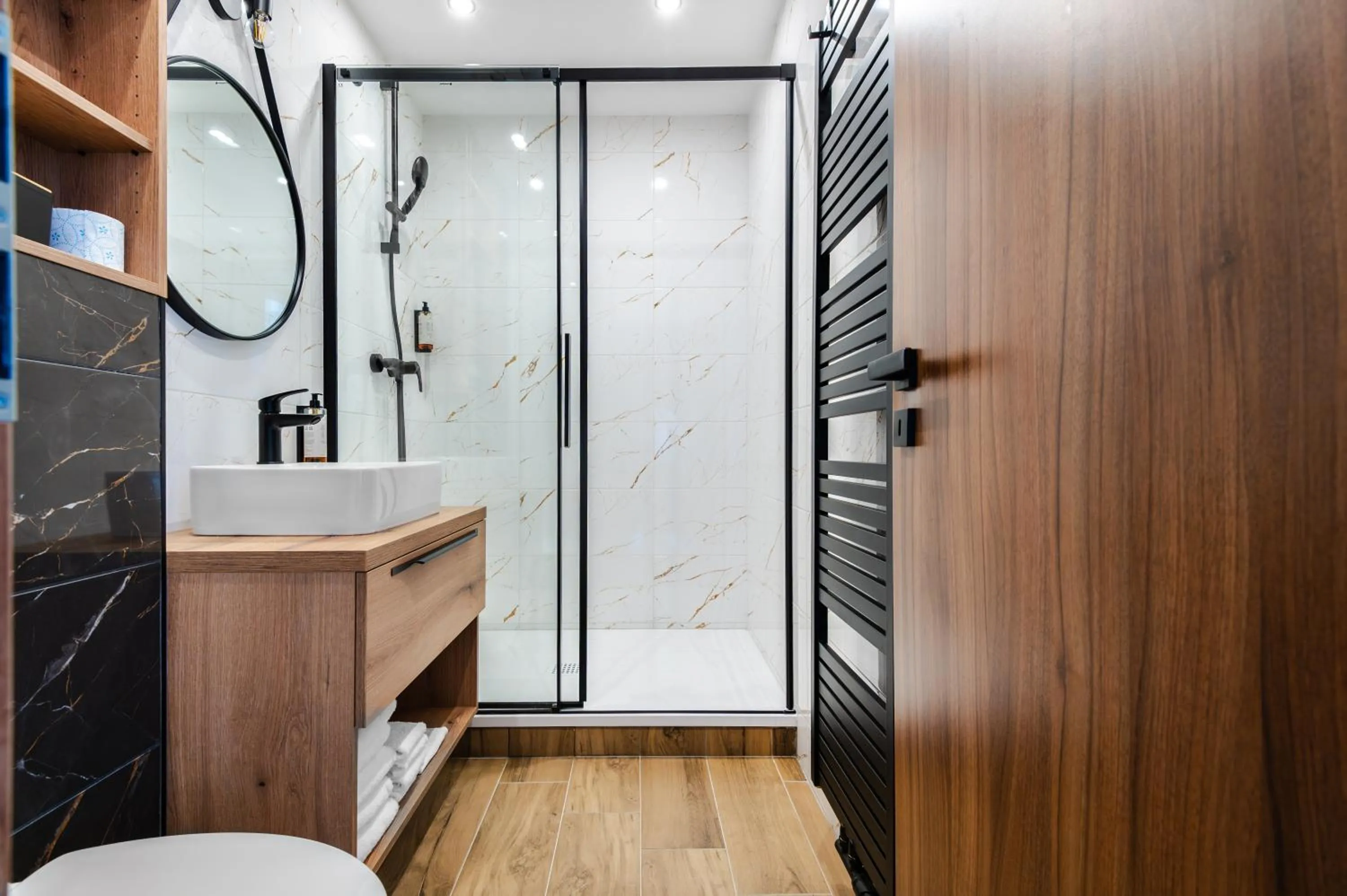 No 28 Rooms & Apartments