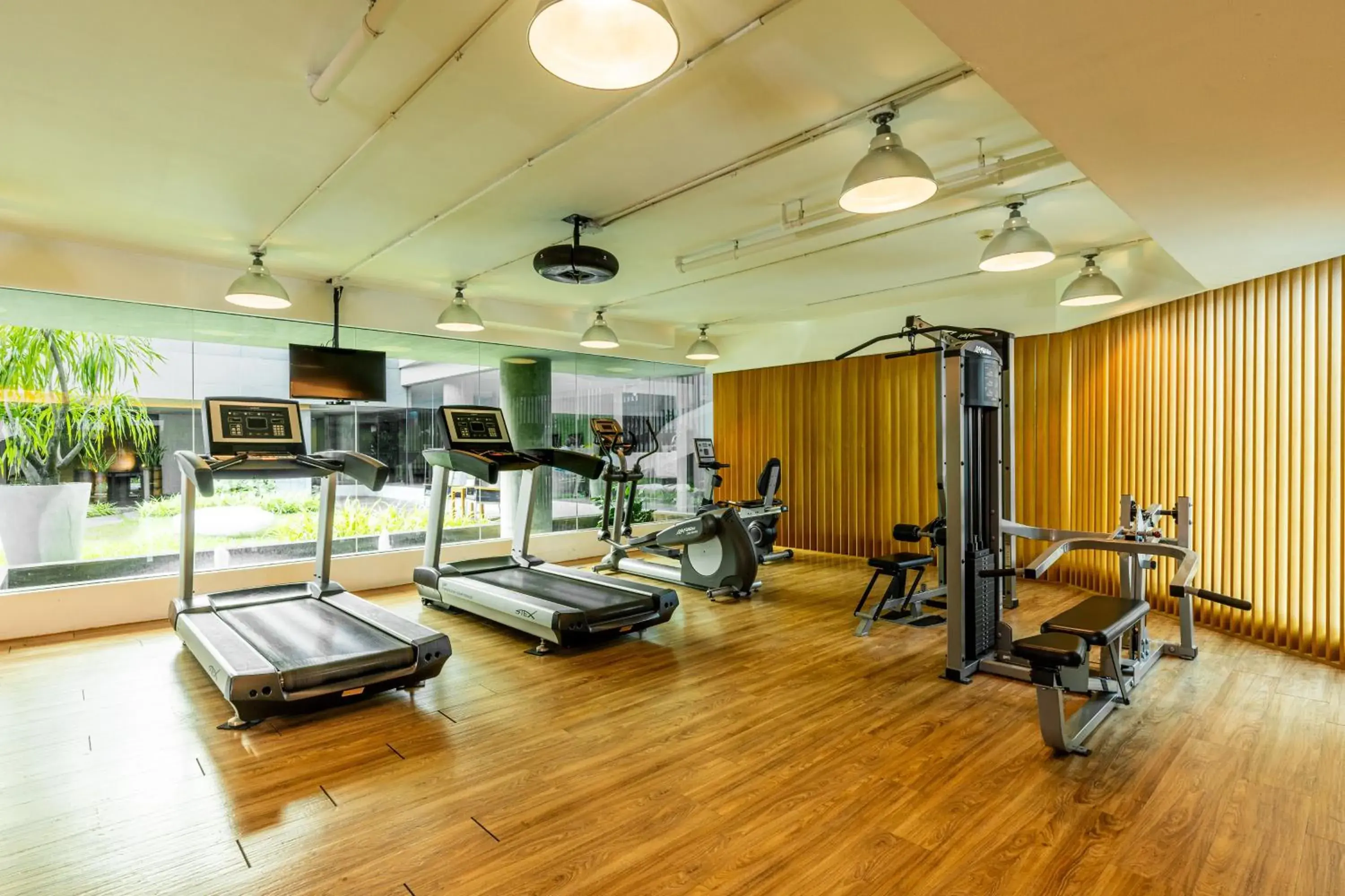 Fitness centre/facilities in LiT BANGKOK Hotel Fitness centre/facilities in LiT BANGKOK Hotel