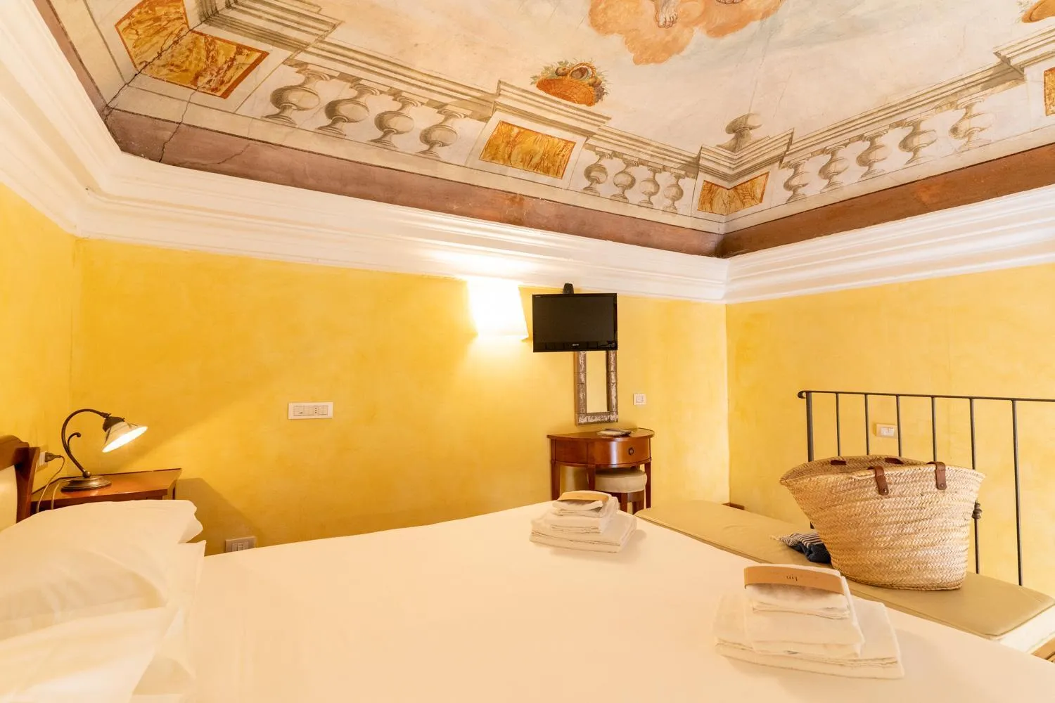 Bed in Locanda Il Maestrale