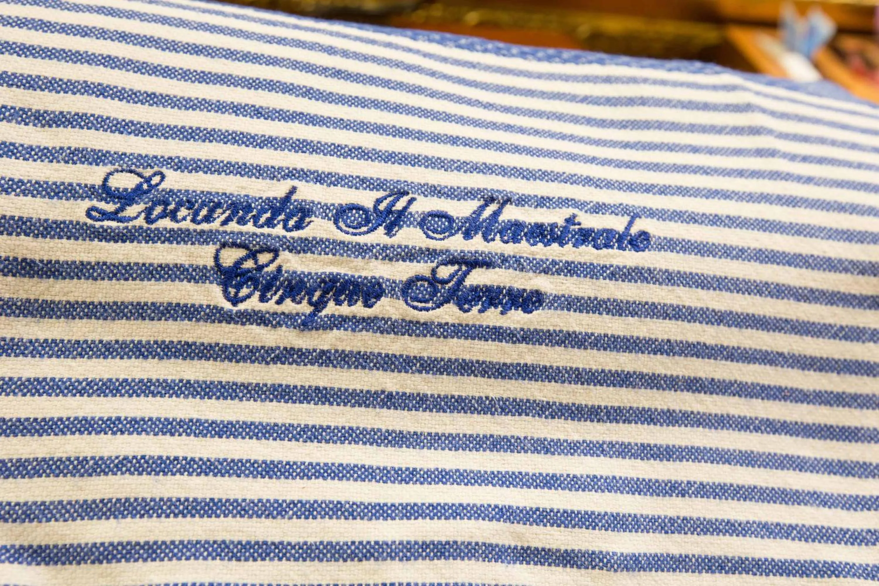 Decorative detail in Locanda Il Maestrale