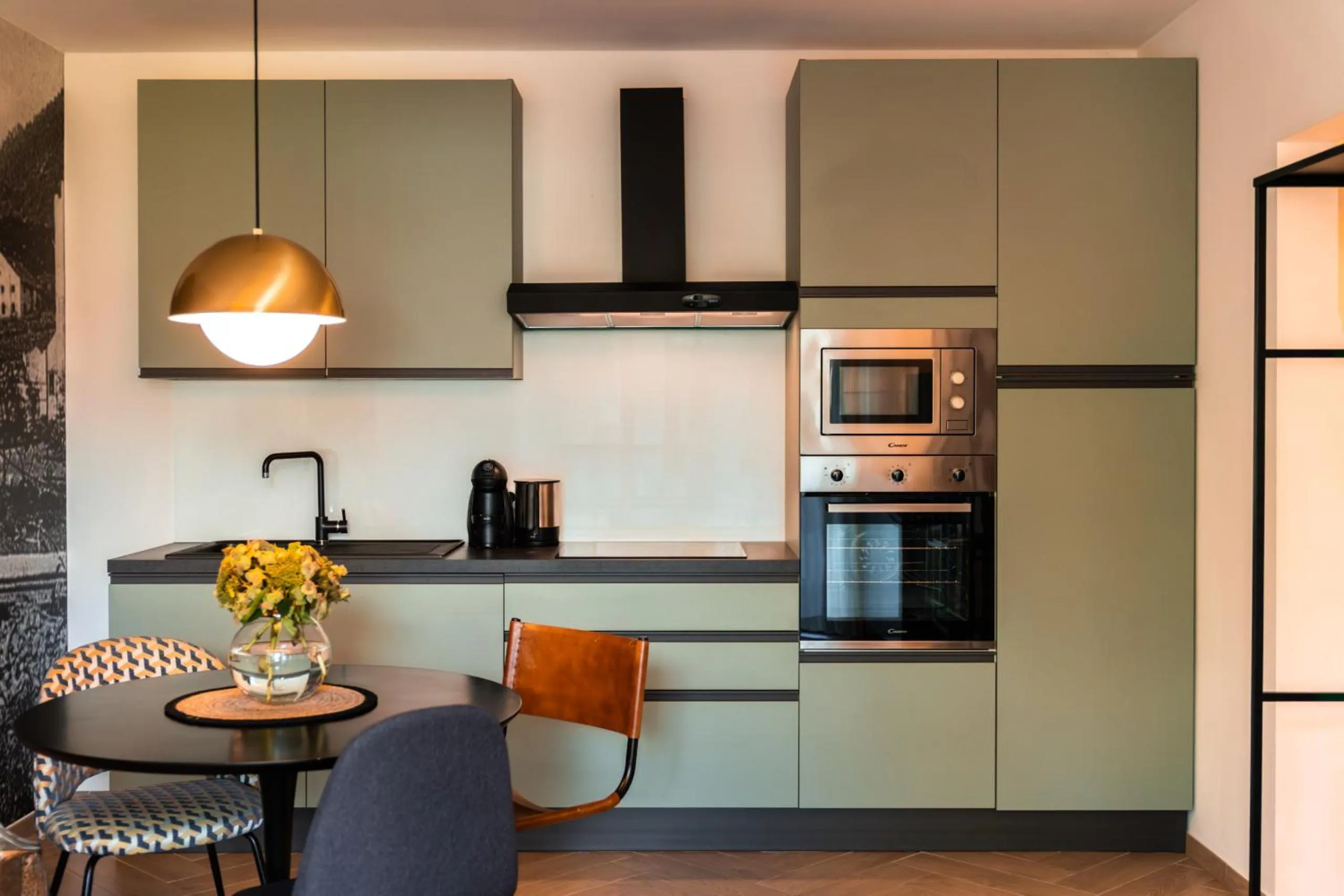 Kitchen or kitchenette in goldfinger + suites