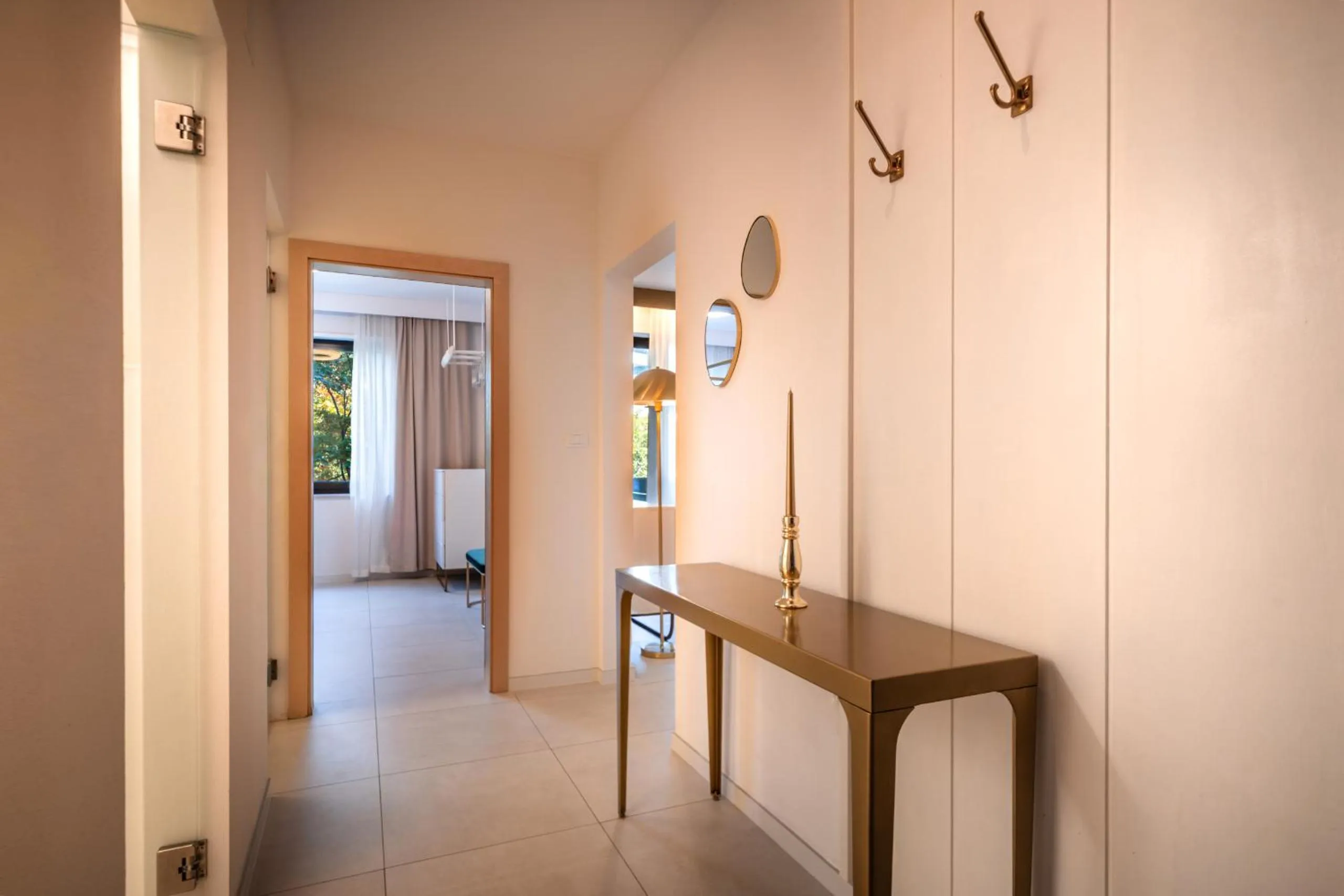 wardrobe in goldfinger + suites