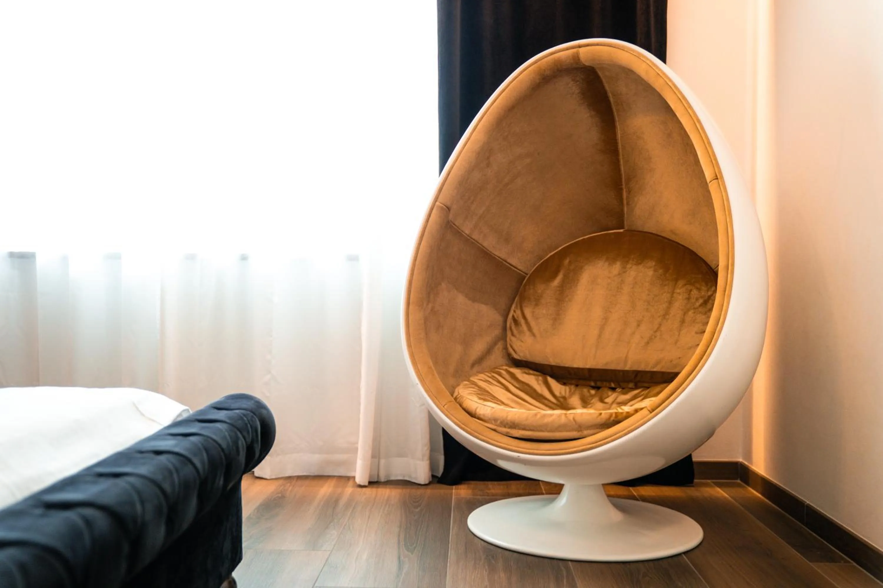 Bedroom, Bed in goldfinger + suites