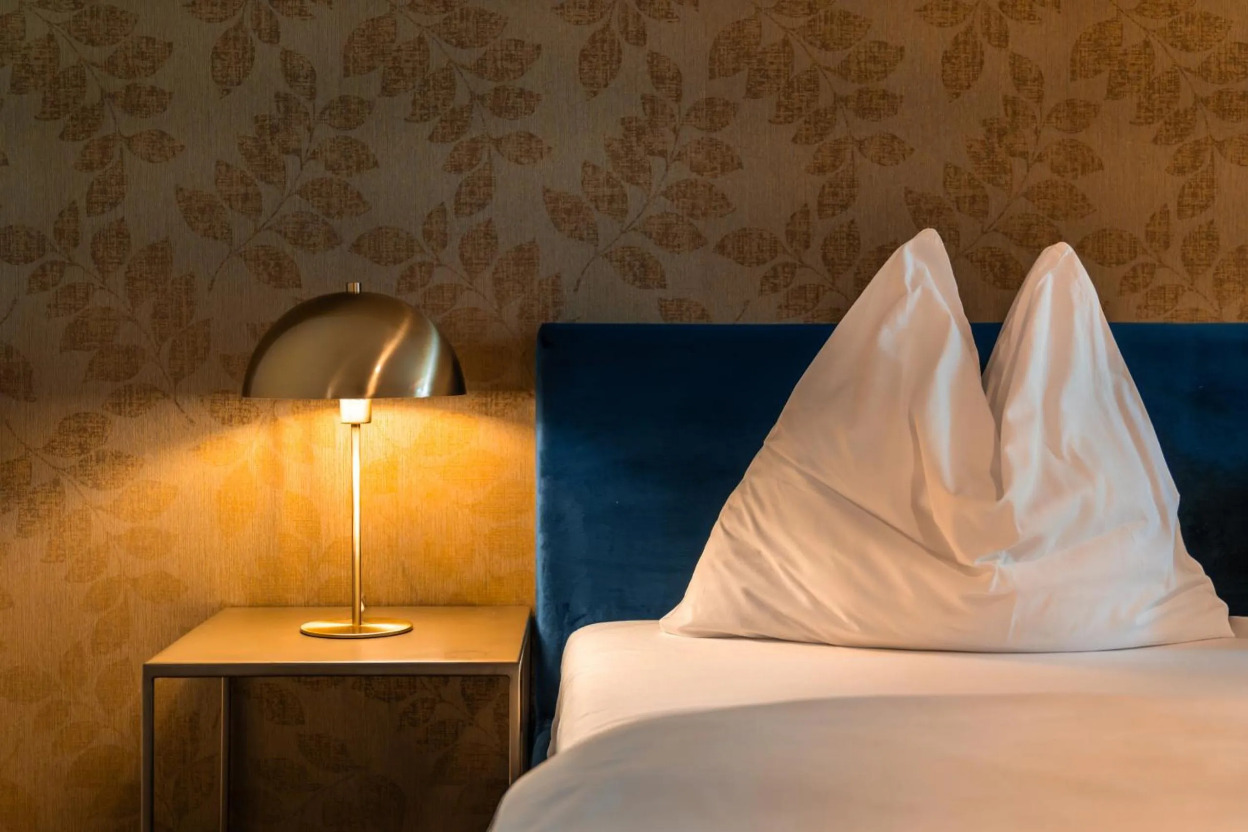 Bed in goldfinger + suites