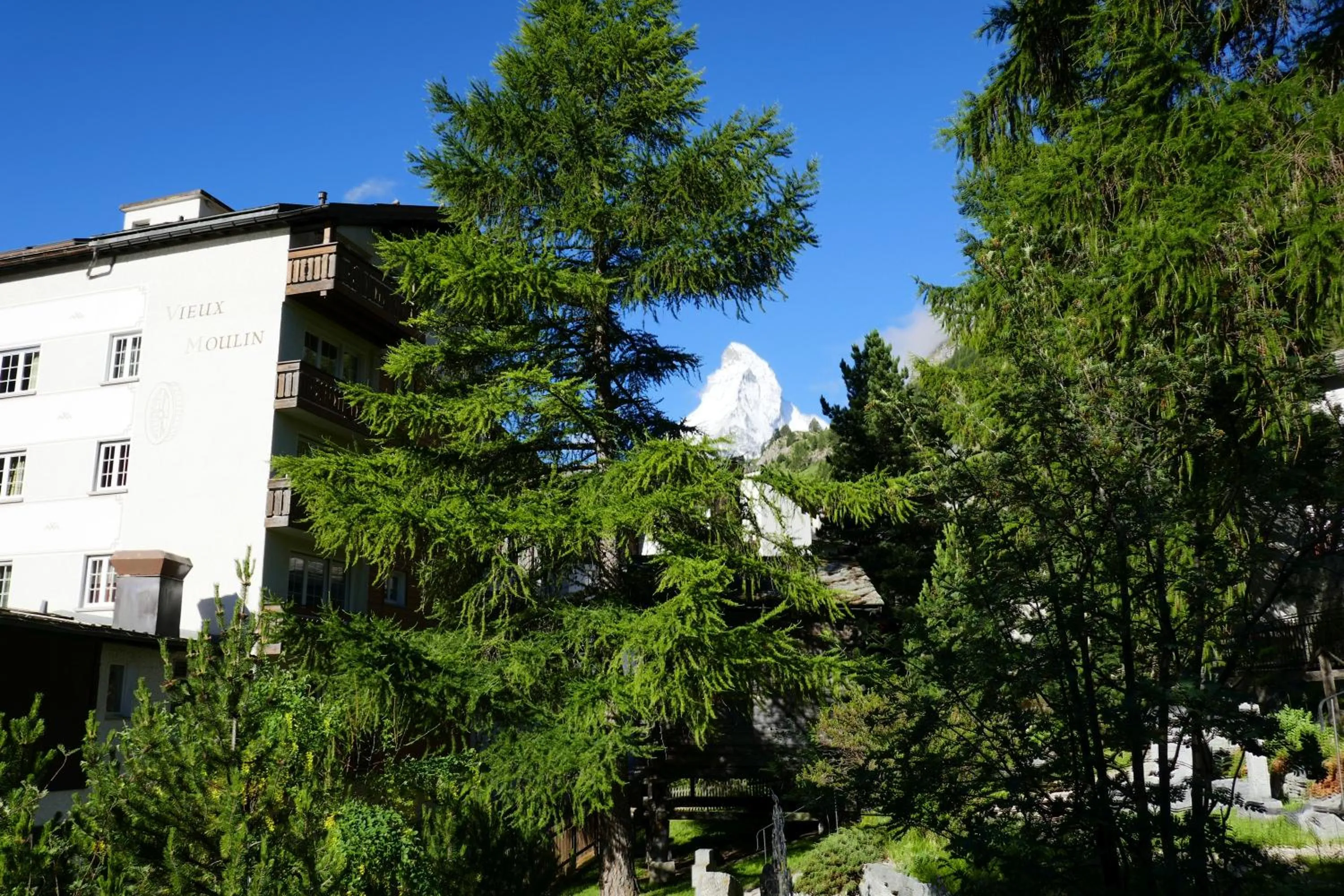 Property building in Good Value Apartments by MX Zermatt