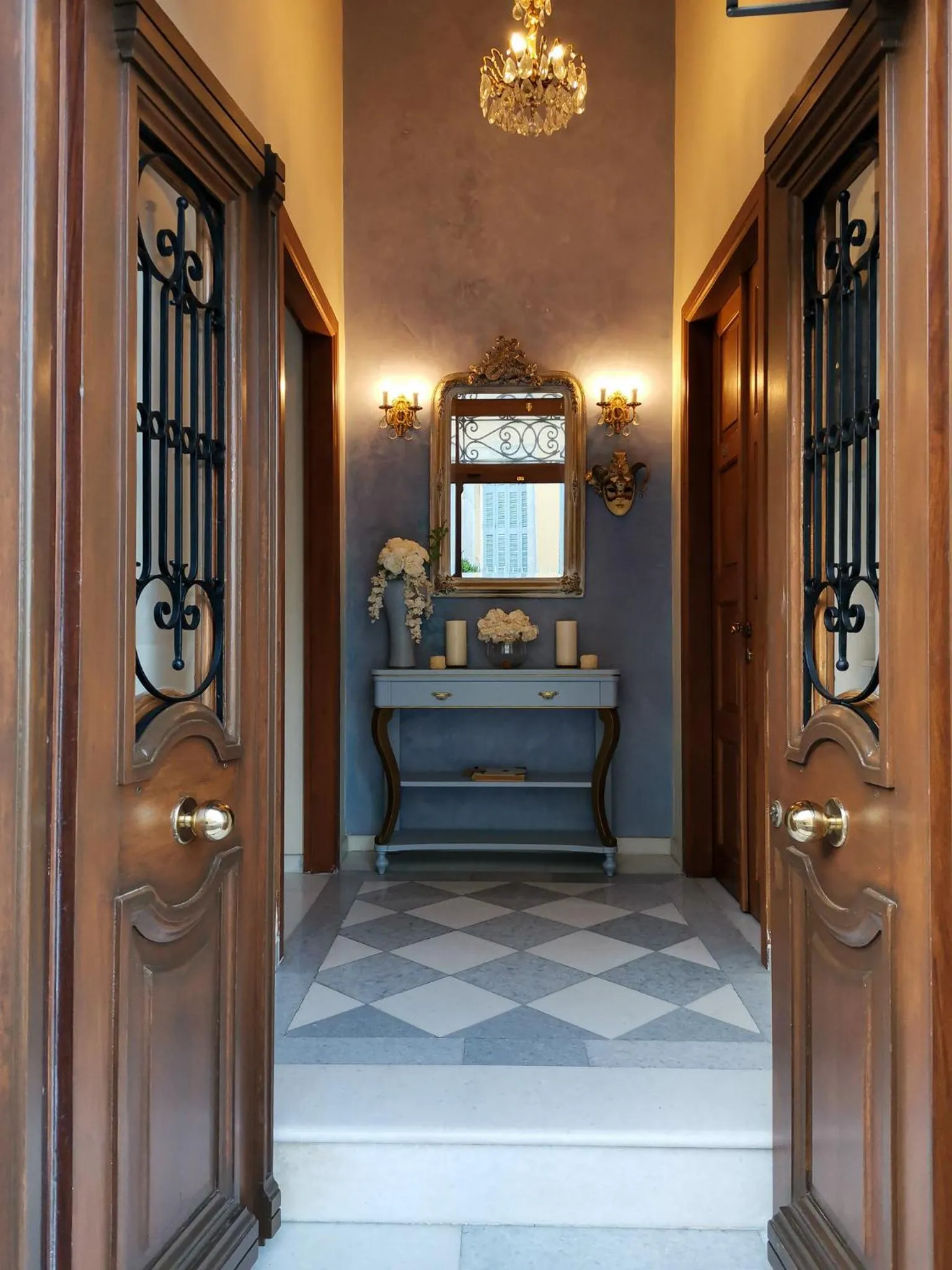 Arion Luxury Rooms and Suites