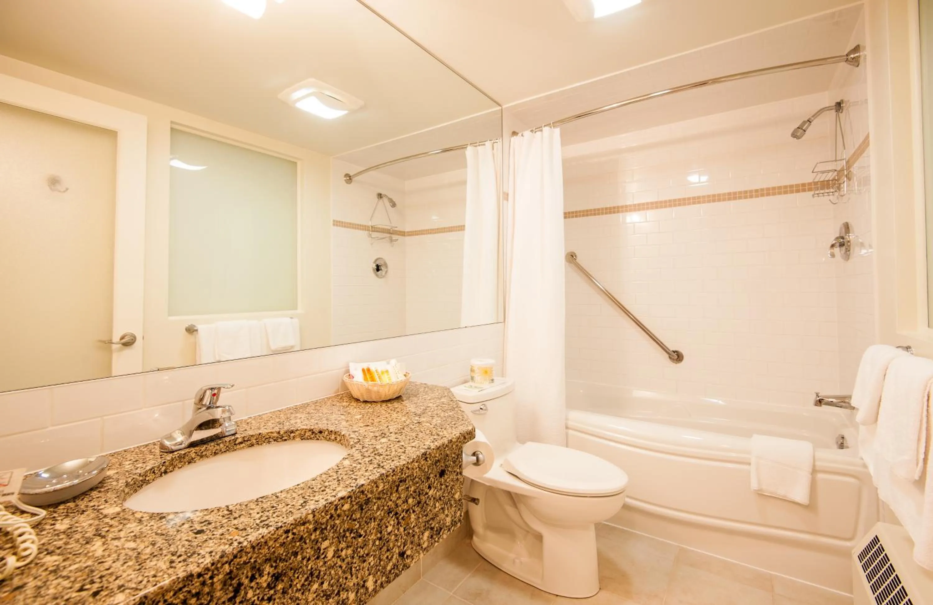 Decorative detail in Dundee Arms Inn