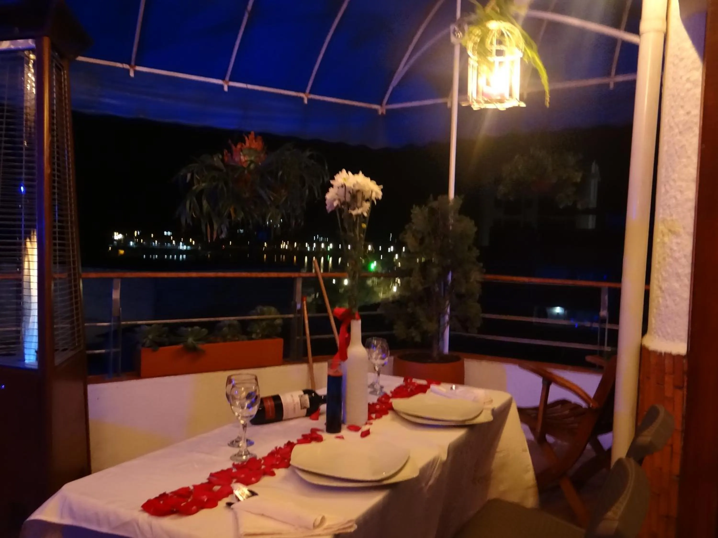 Restaurant/places to eat in Hotel Guatatur