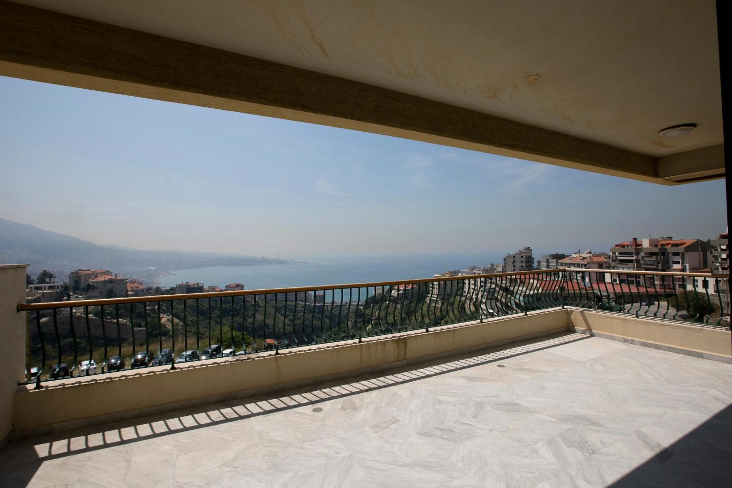 Balcony/Terrace in Adma Blue Screen