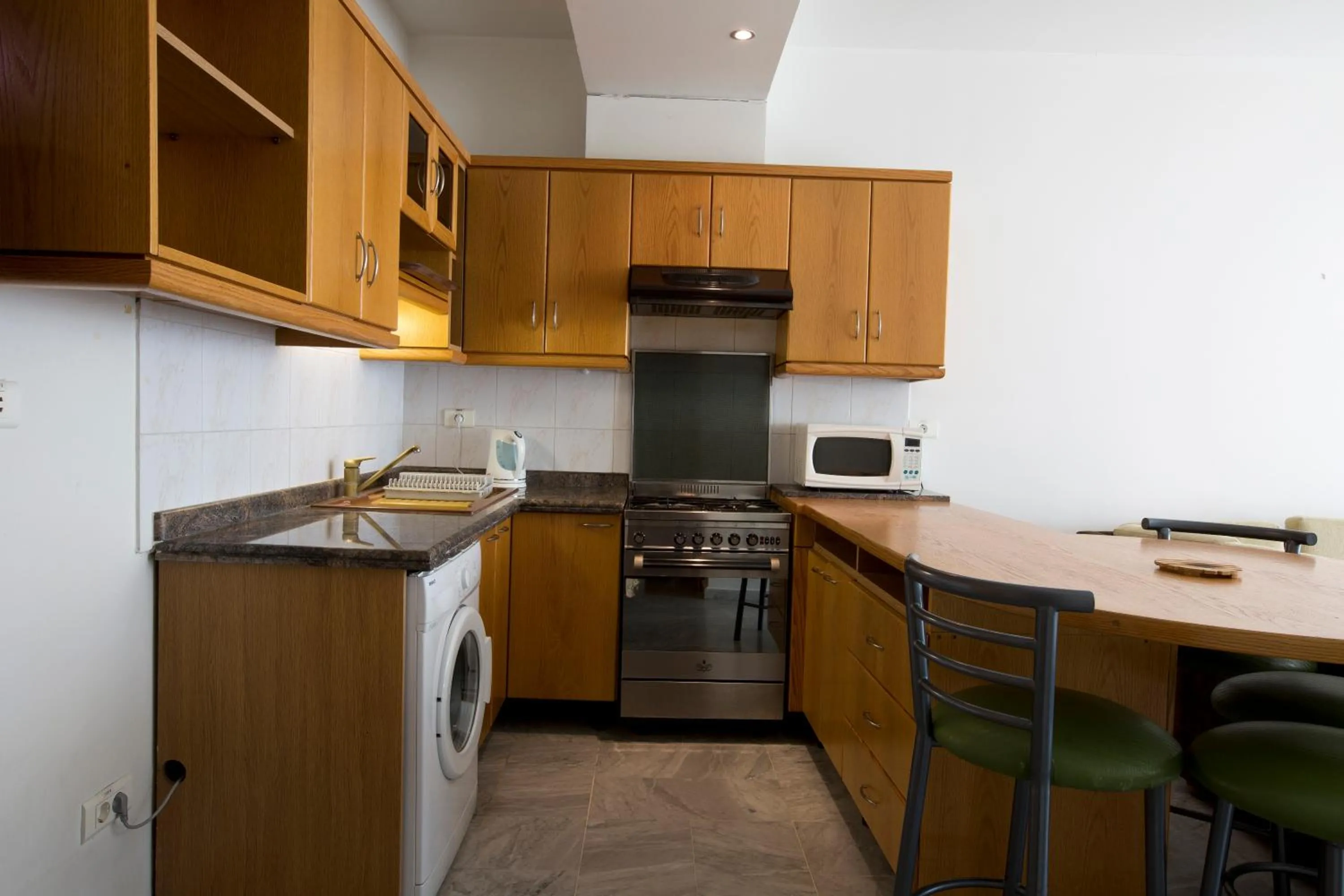 Kitchen or kitchenette in Adma Blue Screen