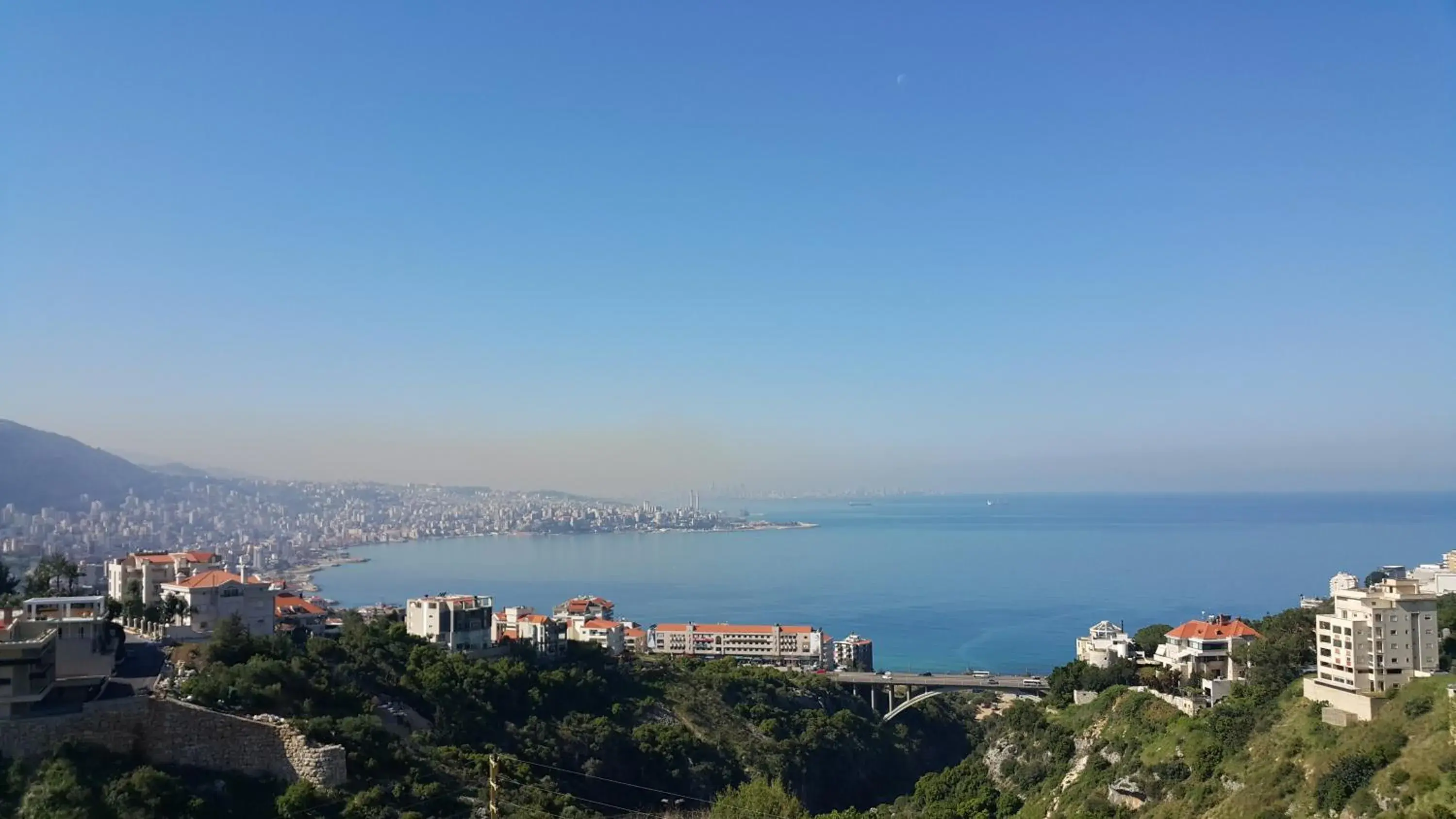 Three-Bedroom Suite - single occupancy in Adma Blue Screen Three-Bedroom Suite - single occupancy in Adma Blue Screen