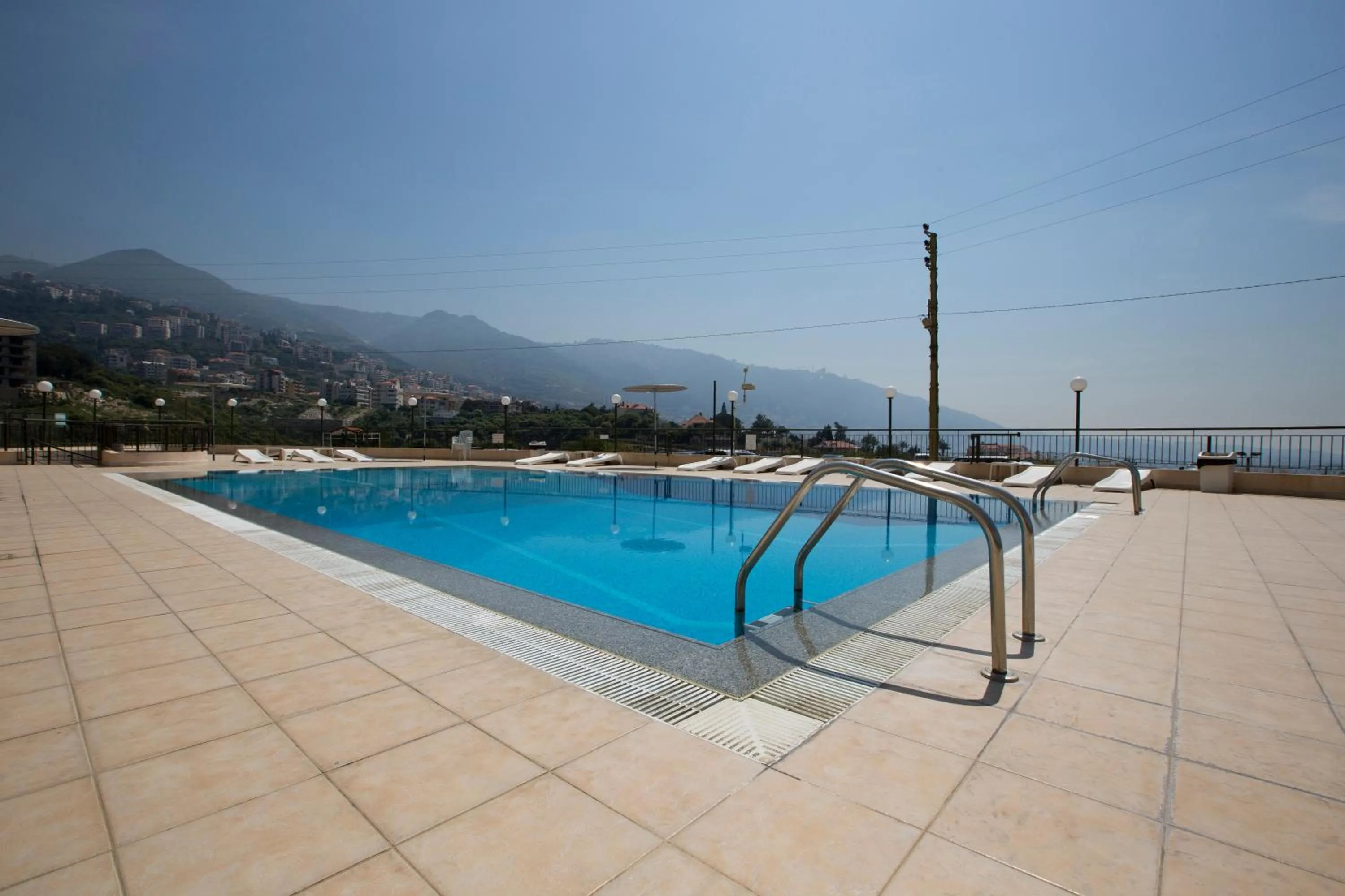 Swimming pool in Adma Blue Screen