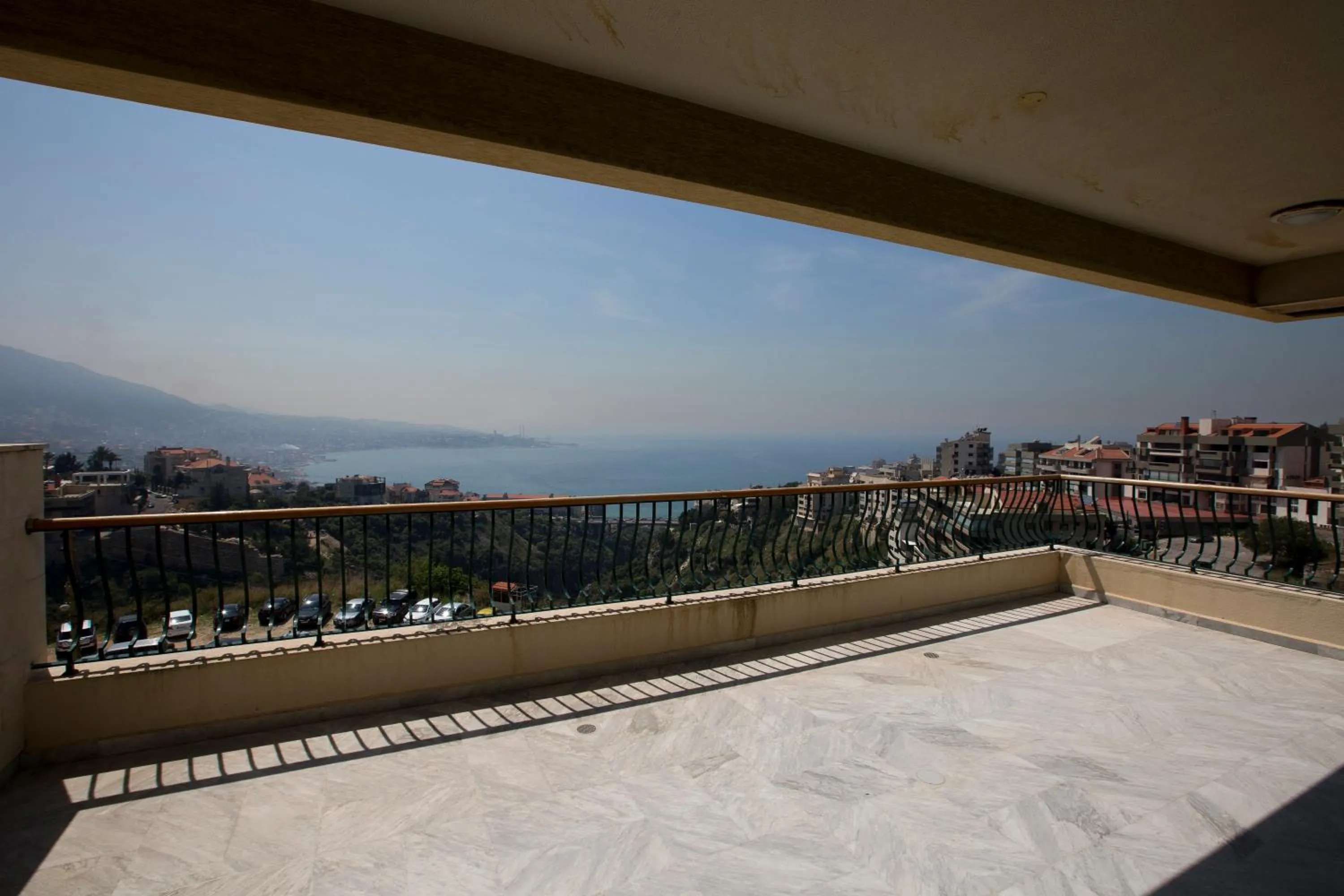 Balcony/Terrace in Adma Blue Screen