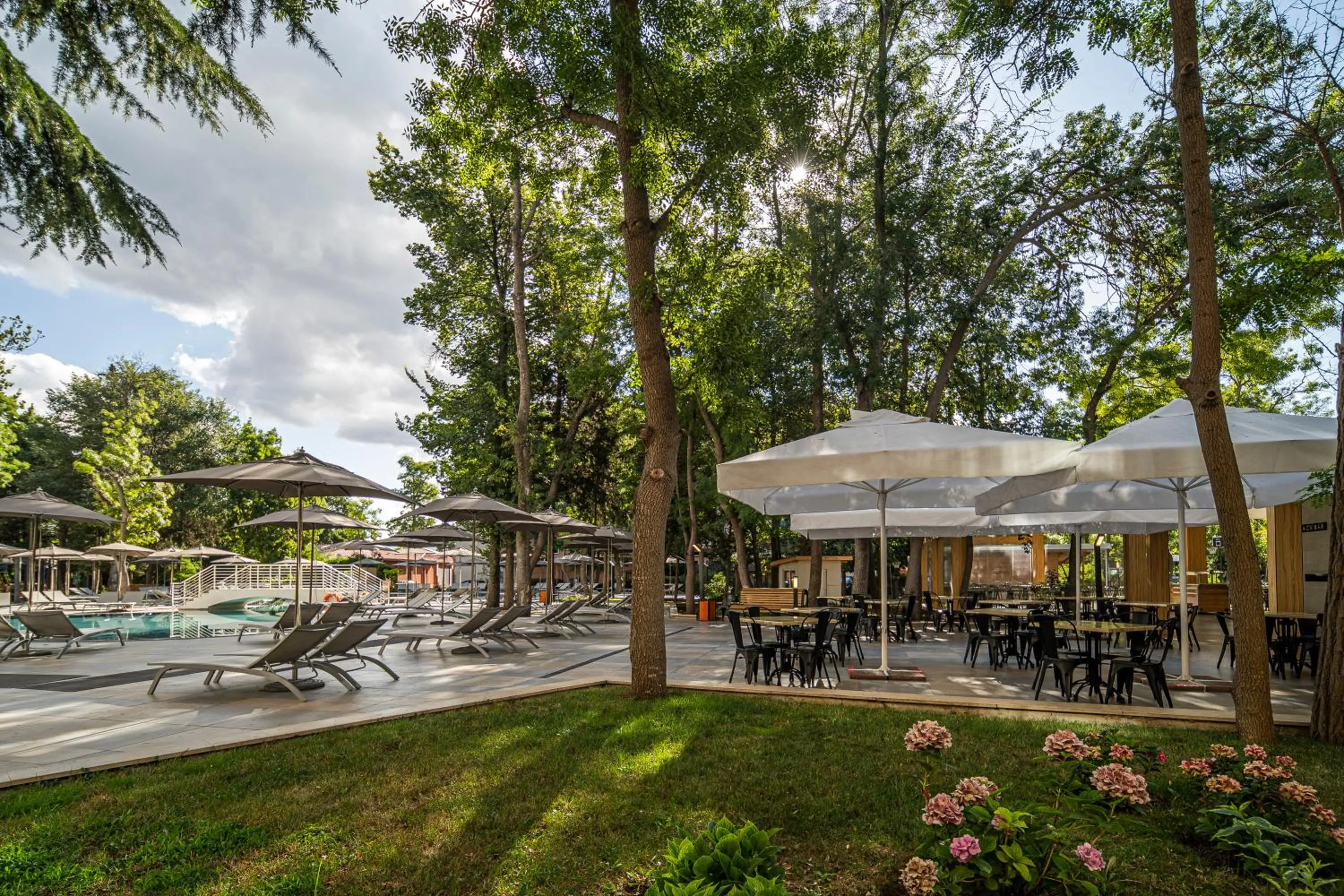 Swimming pool in HVD Club Bor Ultra All Inclusive - Private Beach &amp; Free parking